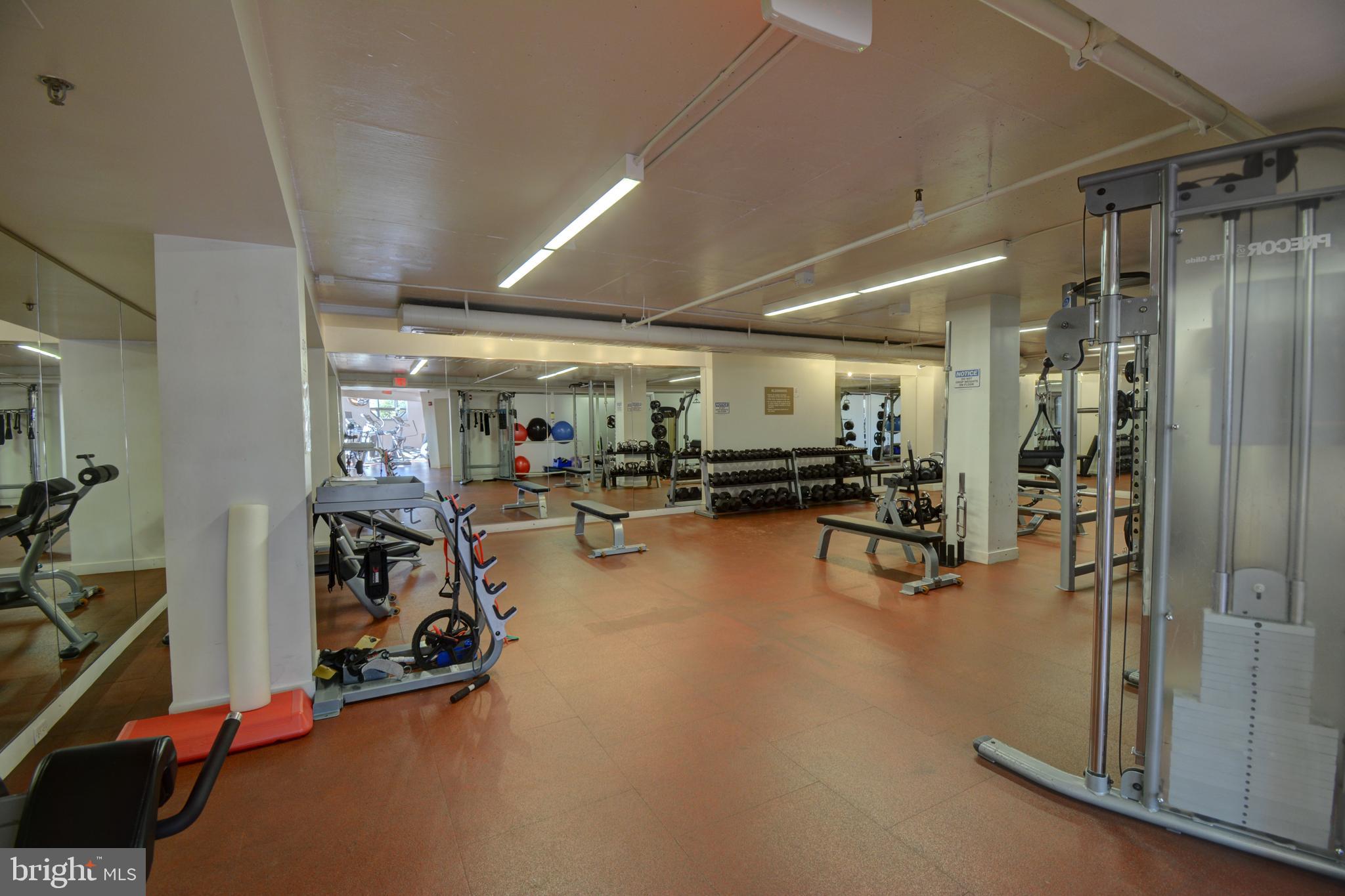 1600 N OAK STREET 1701