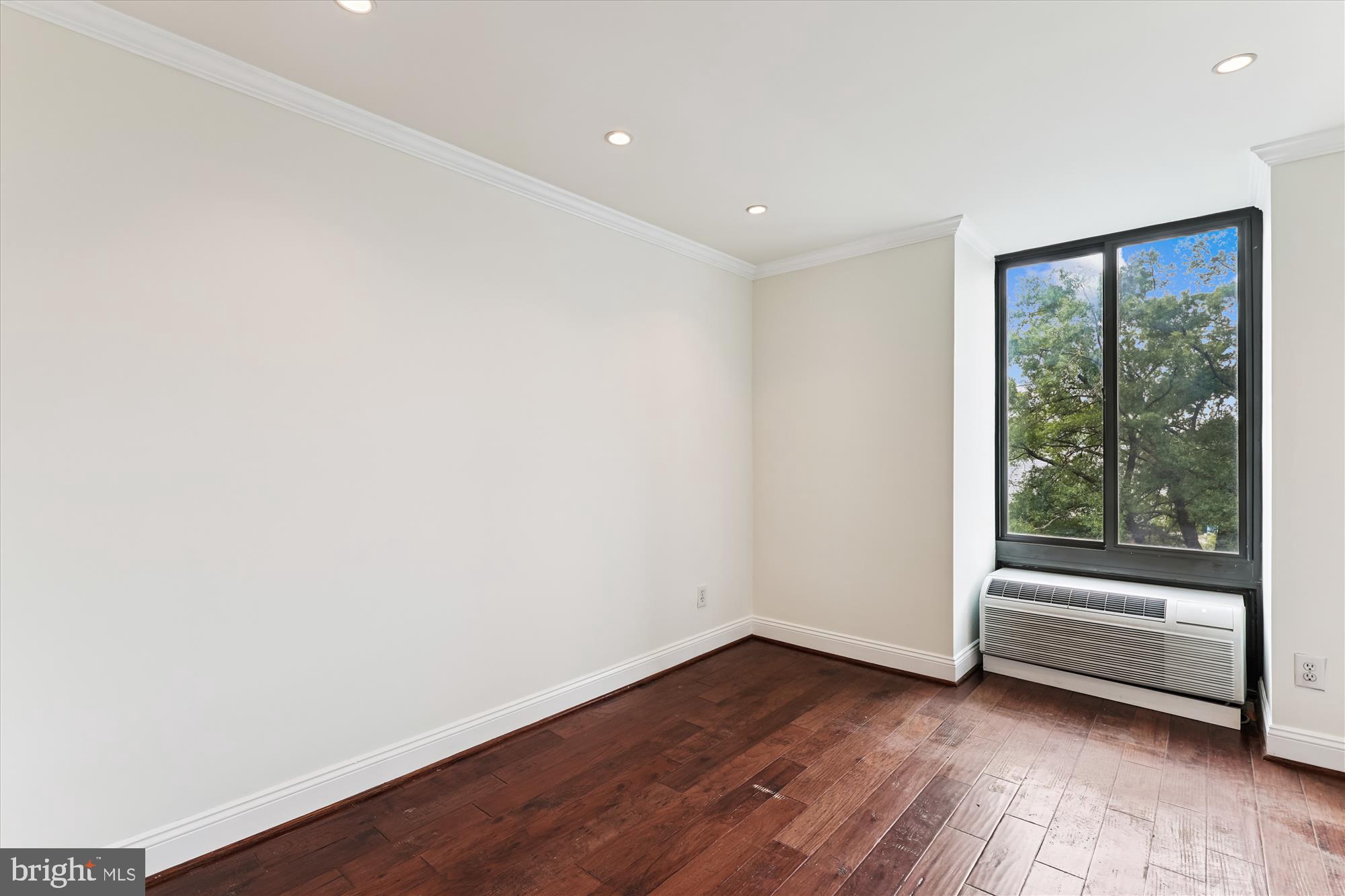 1510 12TH STREET N 403