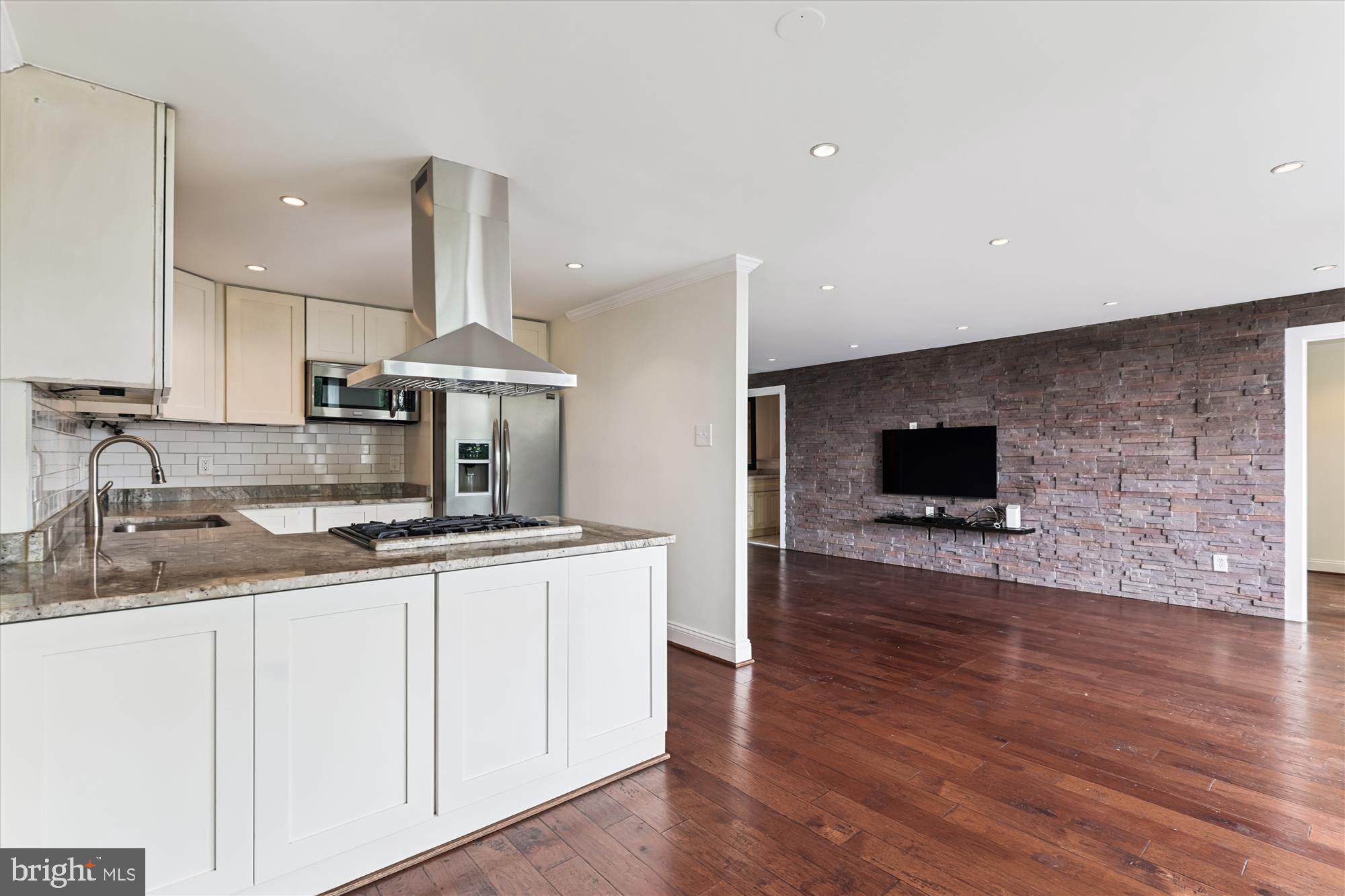 1510 12TH STREET N 403