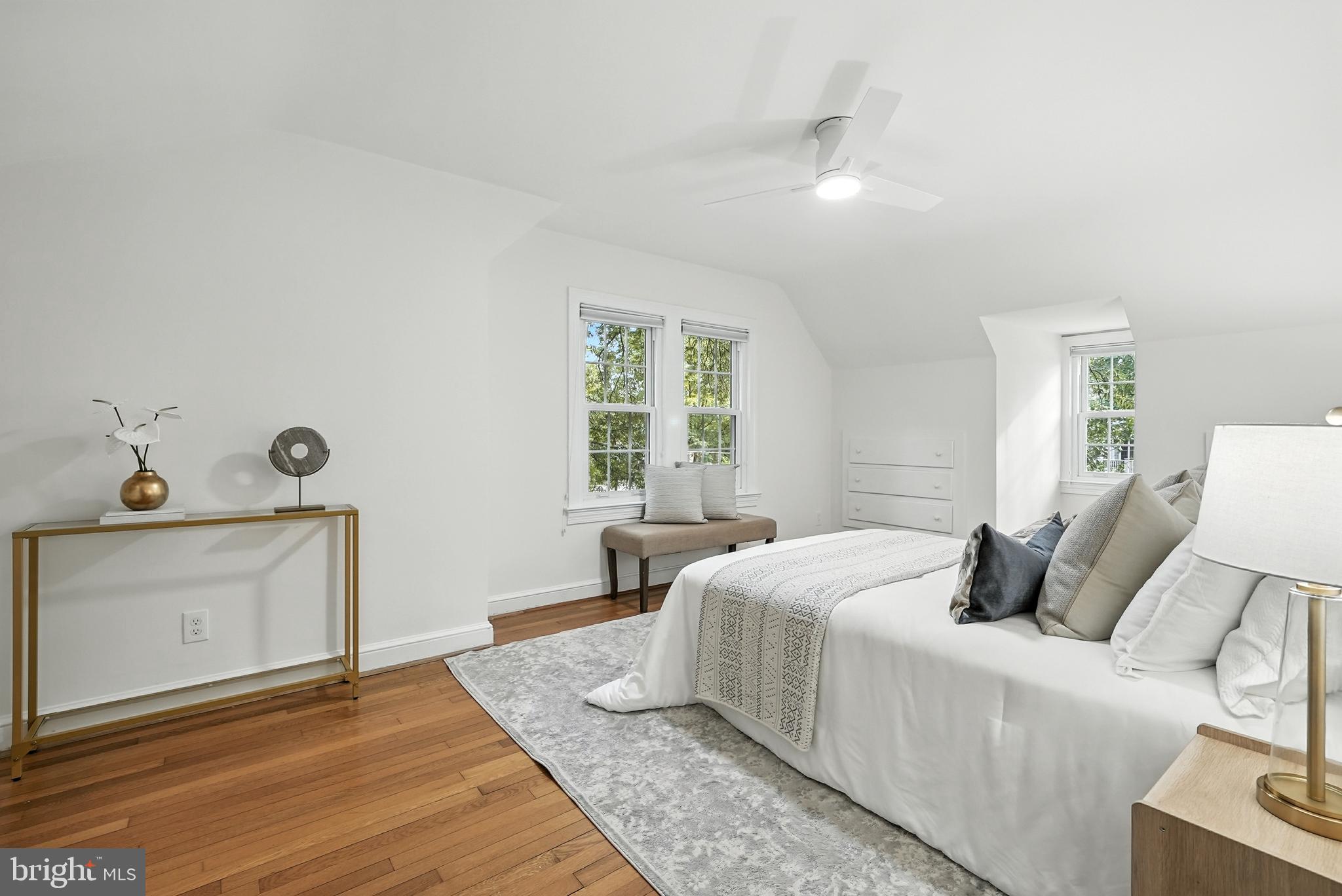 2313 N WAKEFIELD STREET