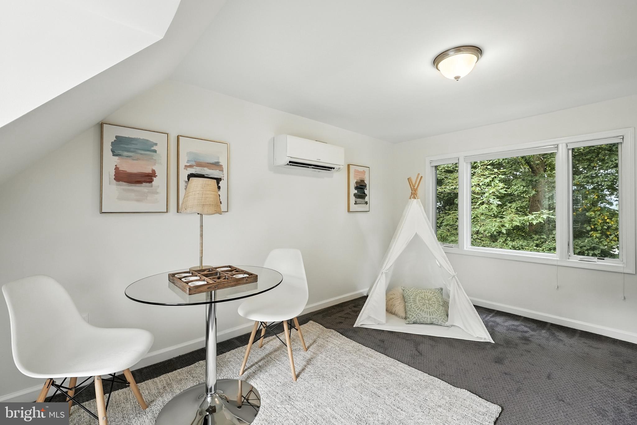 2313 N WAKEFIELD STREET