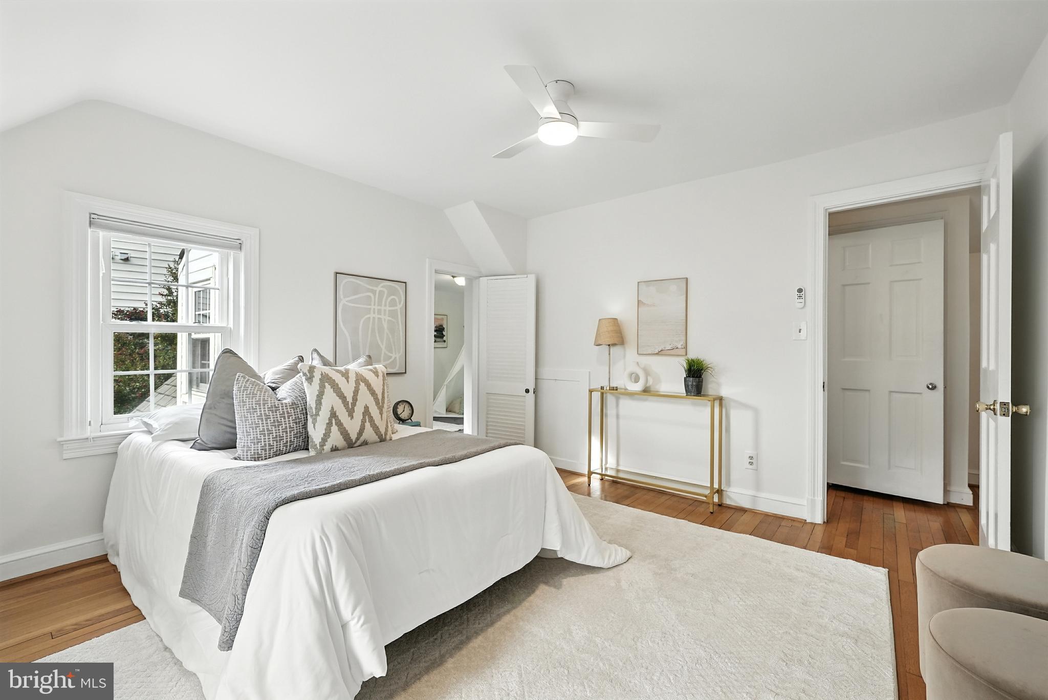 2313 N WAKEFIELD STREET