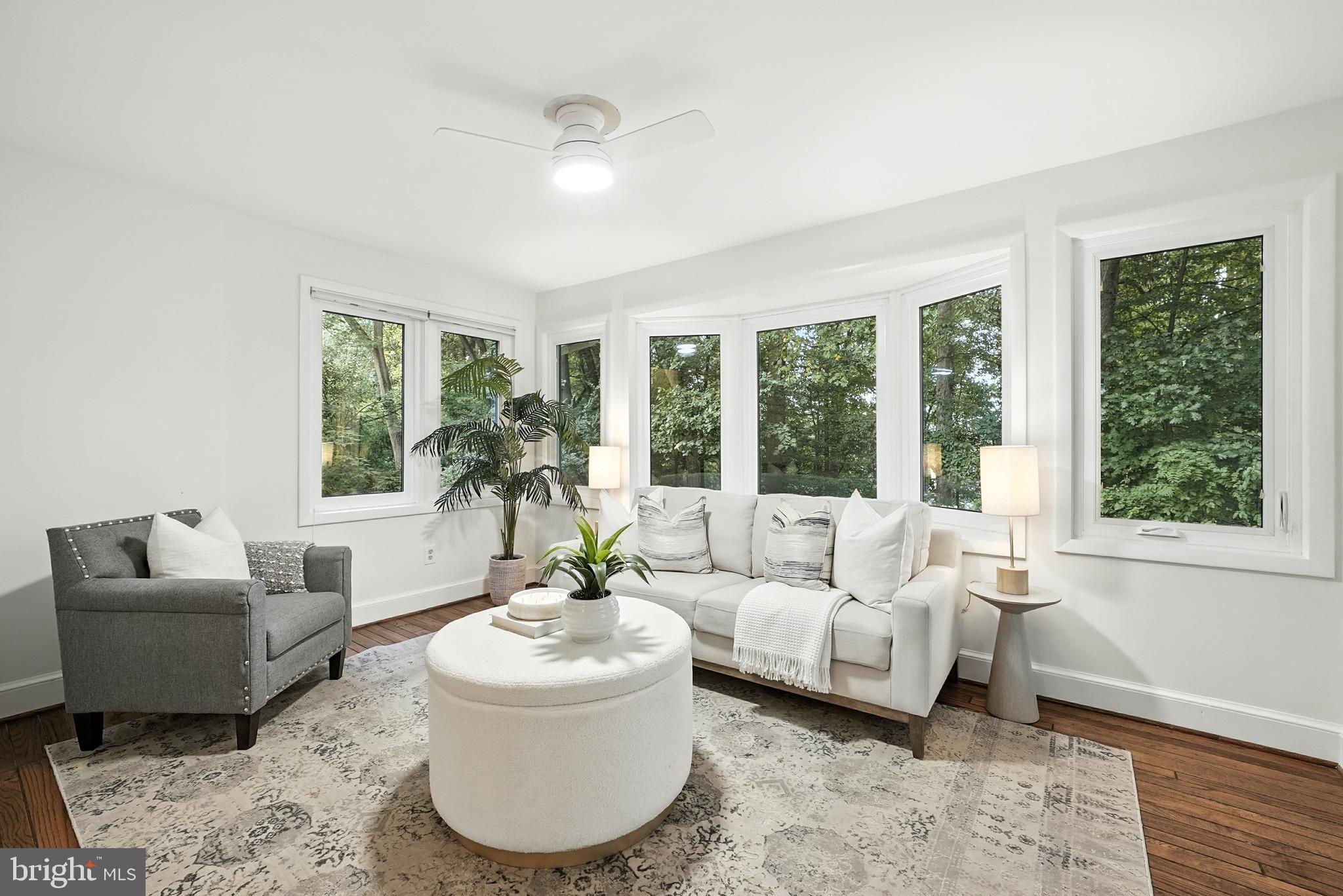 2313 N WAKEFIELD STREET