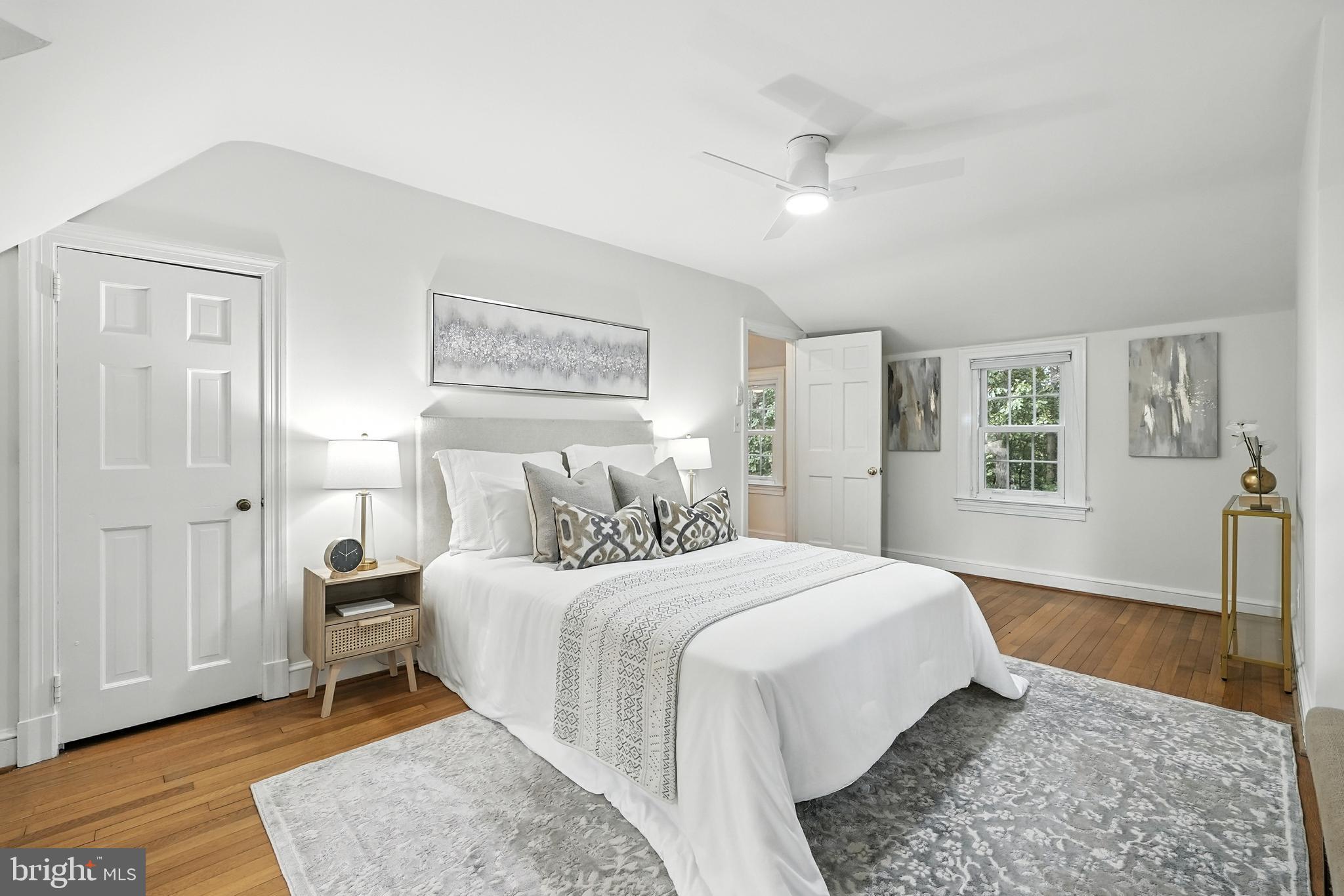 2313 N WAKEFIELD STREET