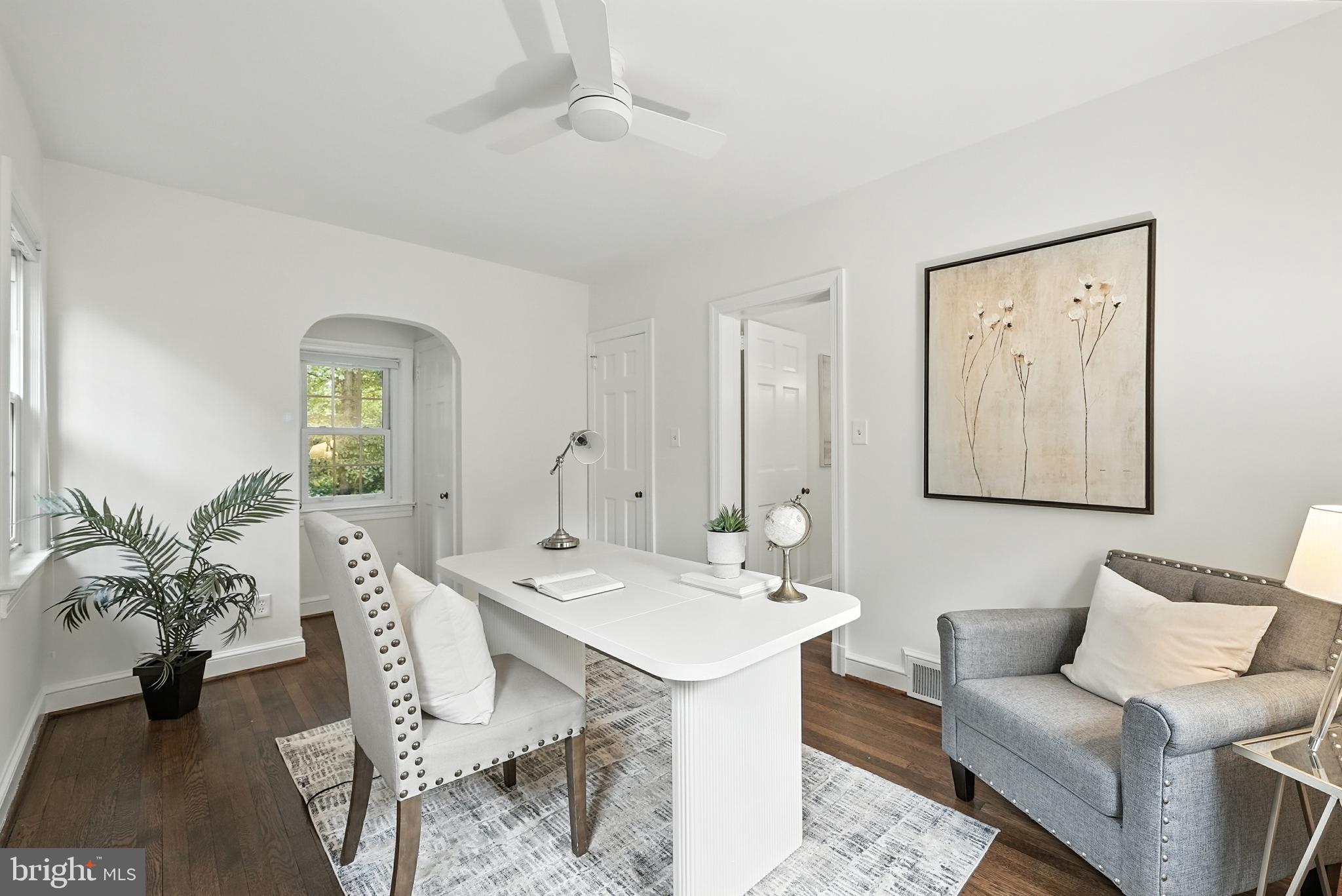 2313 N WAKEFIELD STREET