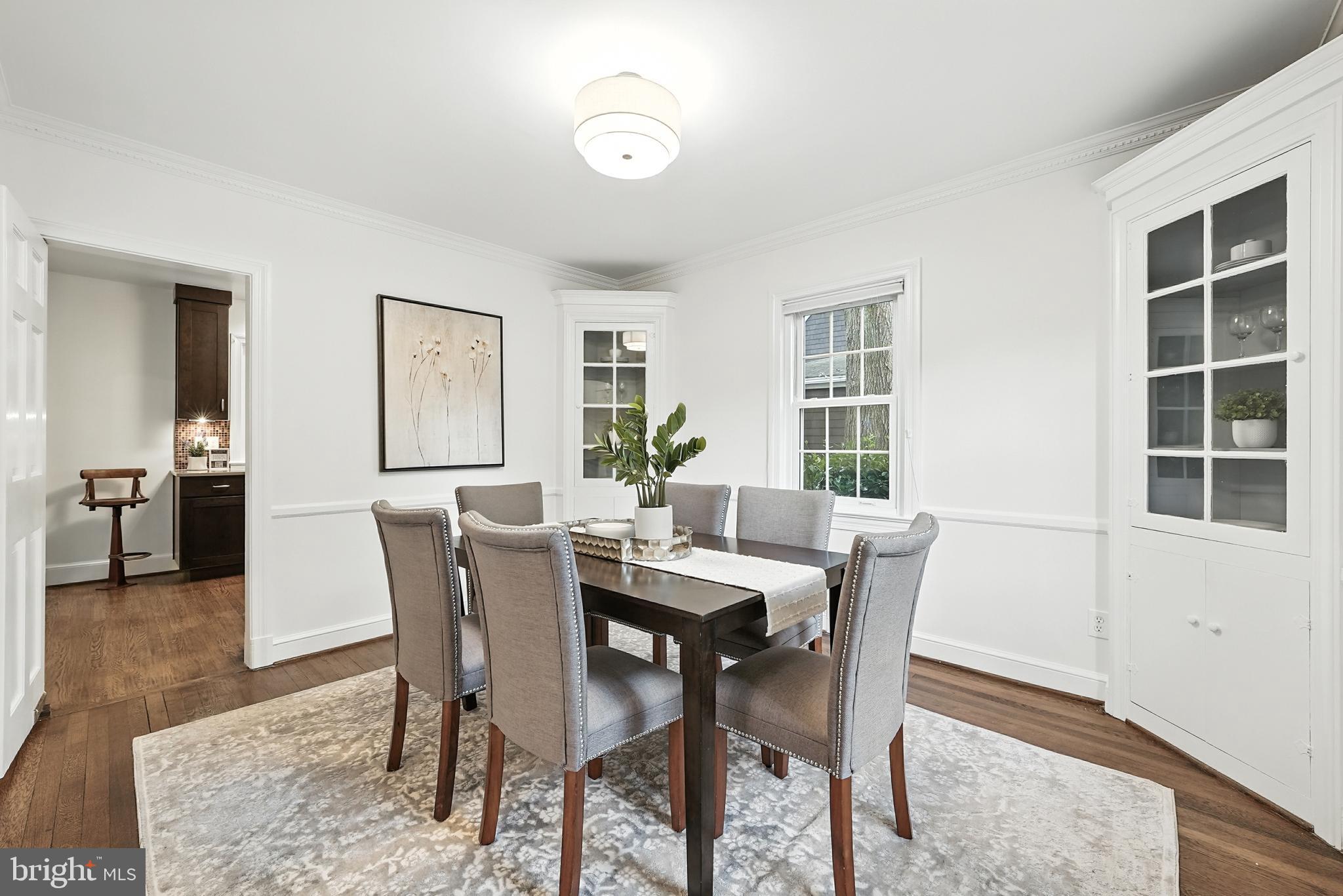 2313 N WAKEFIELD STREET