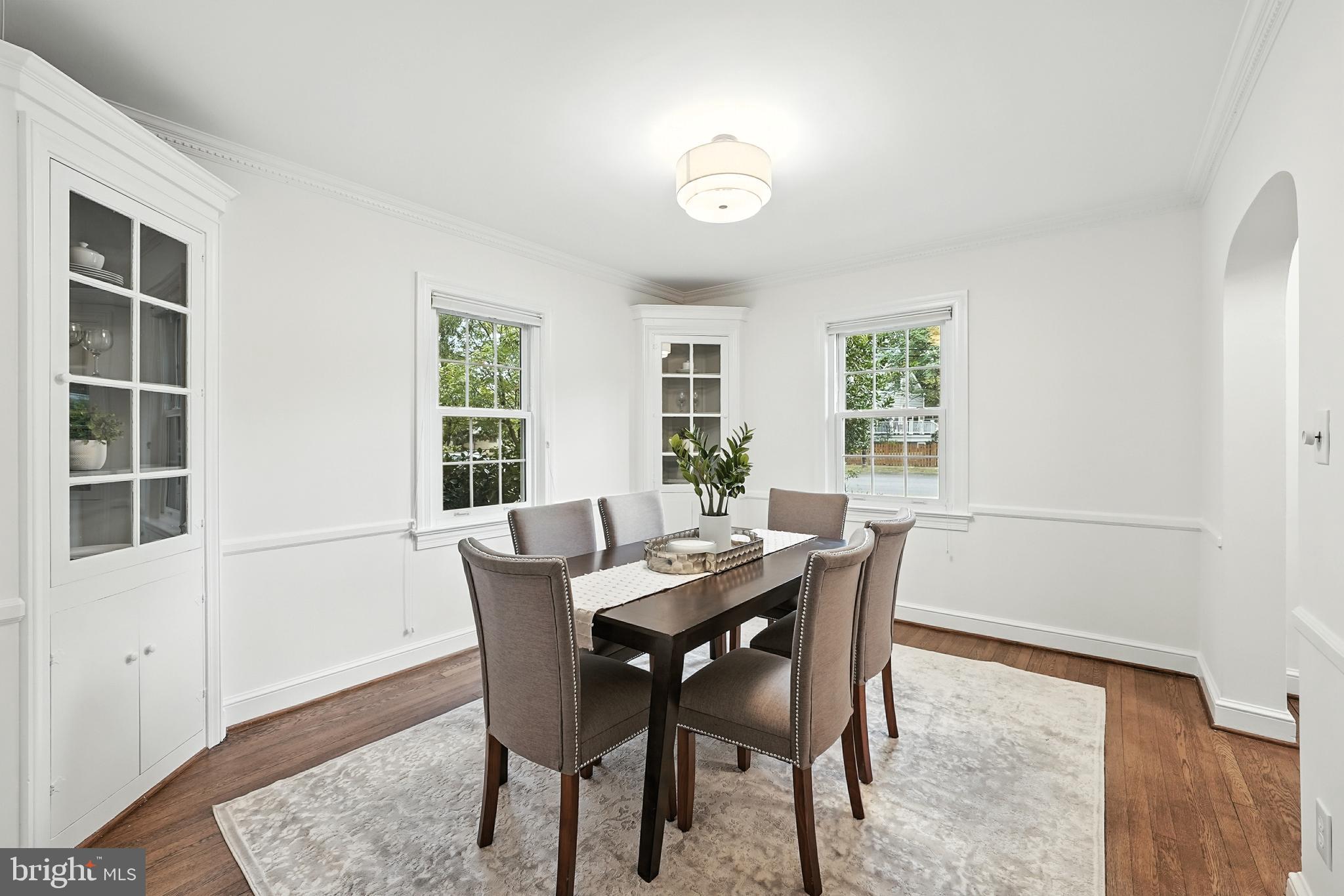 2313 N WAKEFIELD STREET