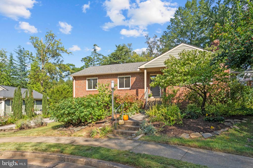 3305 POCOMOKE ST