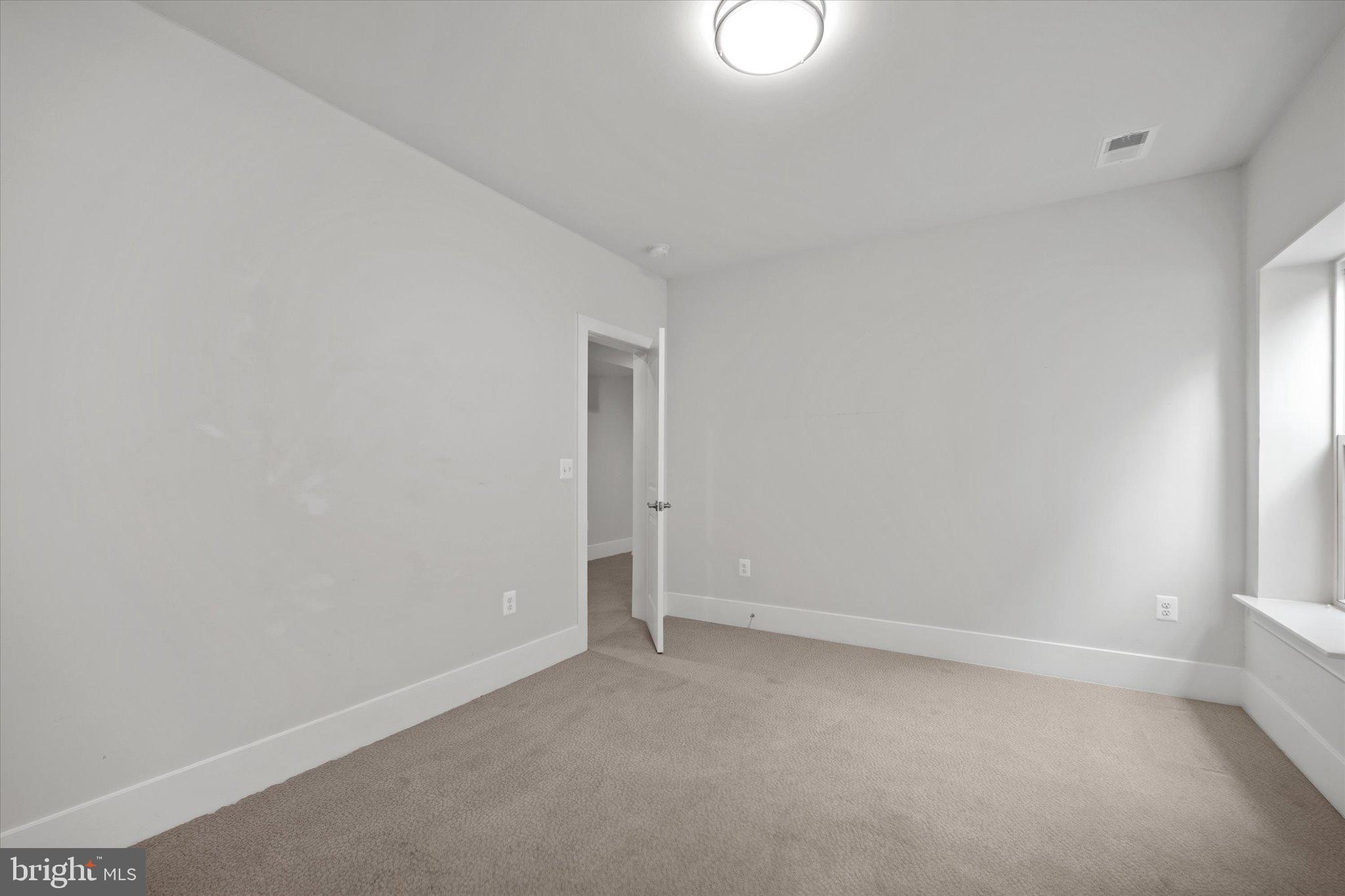 2727 N GEORGE MASON DRIVE