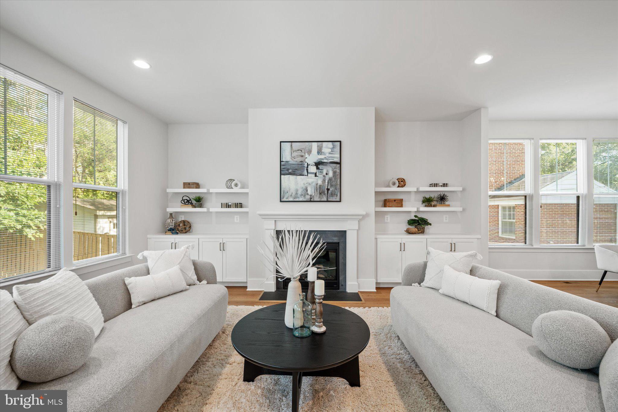 2727 N GEORGE MASON DRIVE