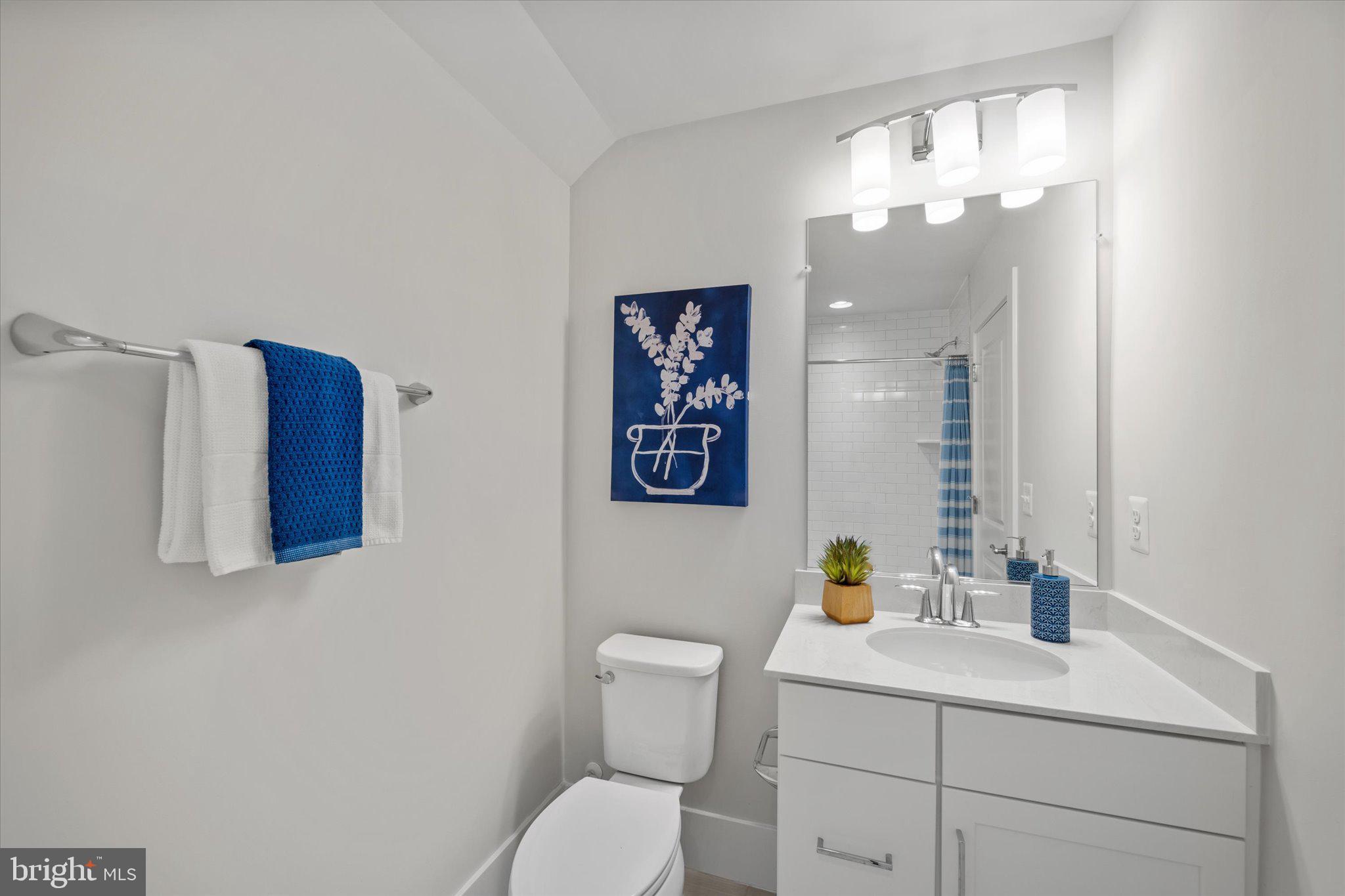 2727 N GEORGE MASON DRIVE