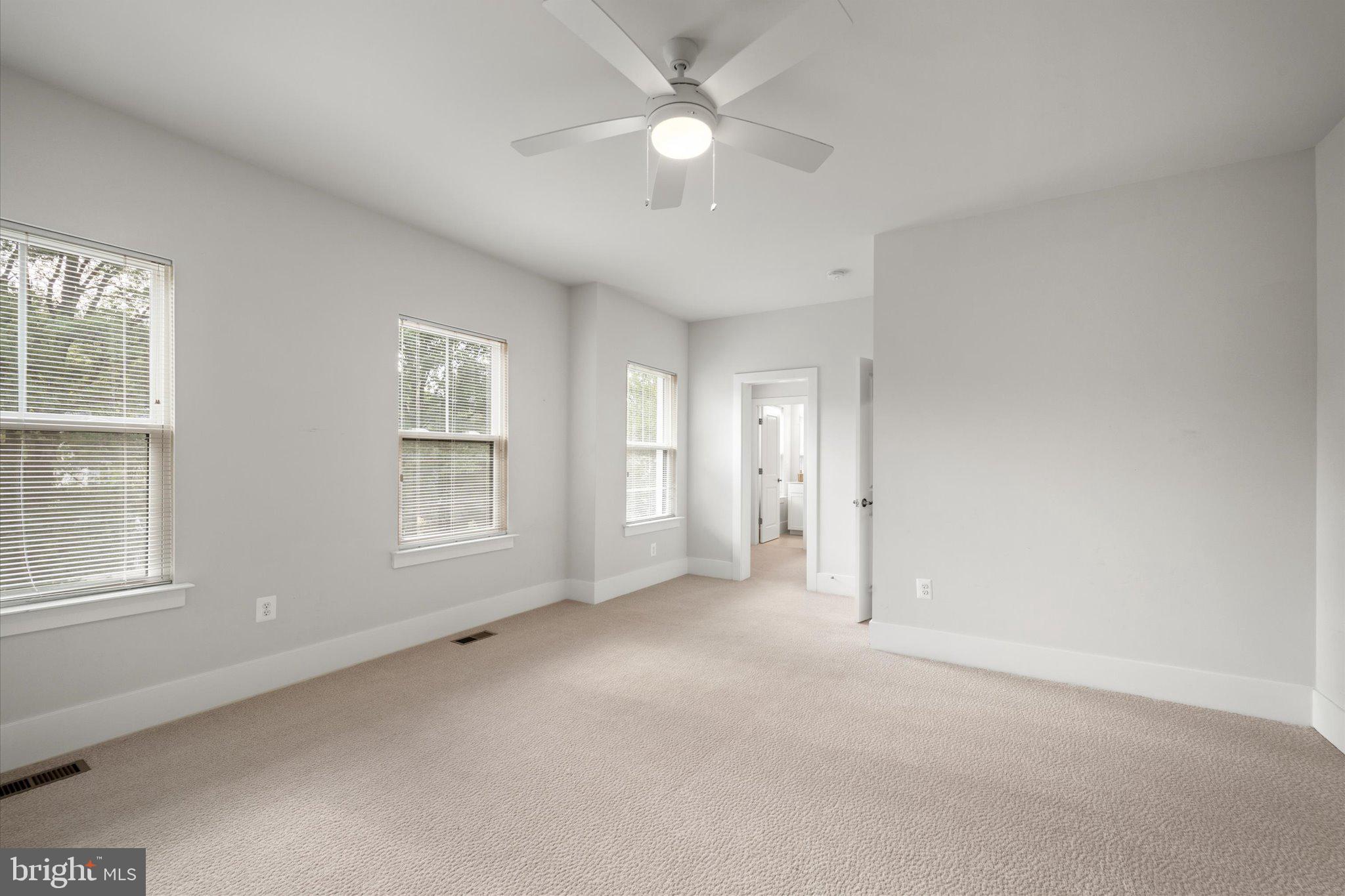 2727 N GEORGE MASON DRIVE