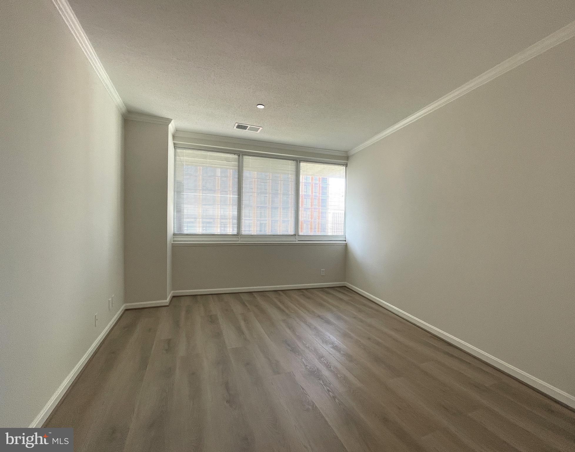 1805 CRYSTAL DRIVE 1103S