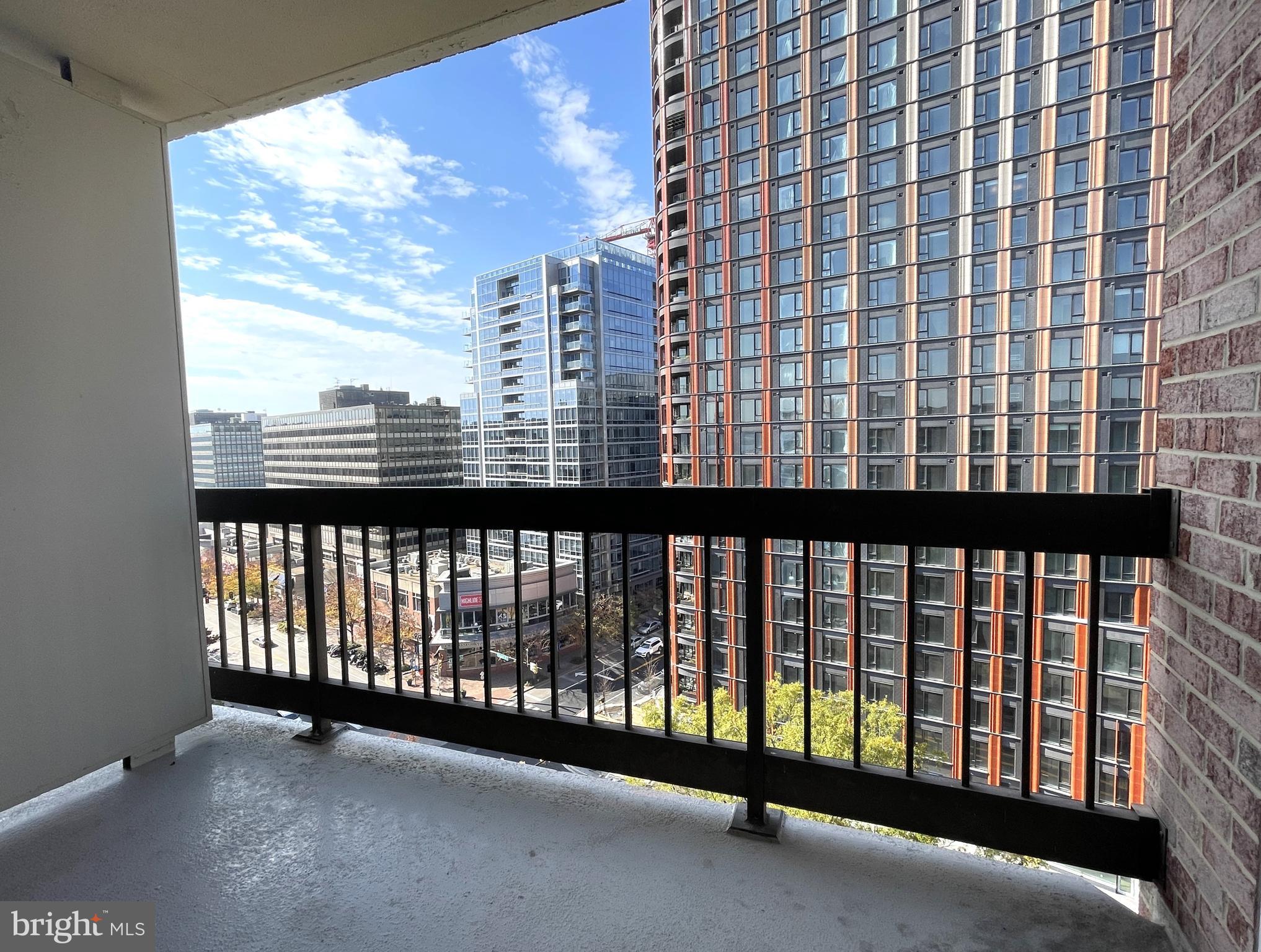 1805 CRYSTAL DRIVE 1103S