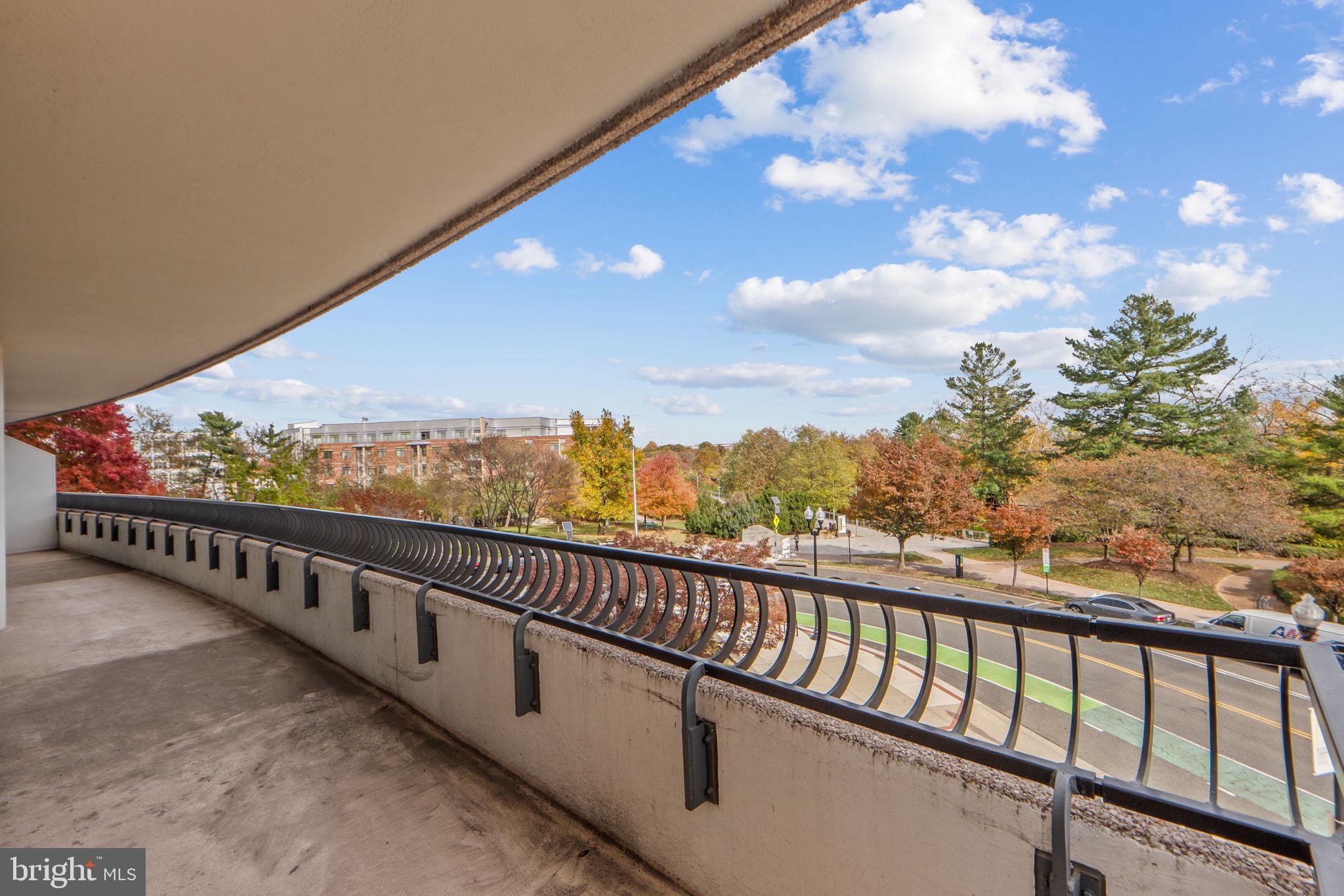 1200 CRYSTAL DRIVE 313