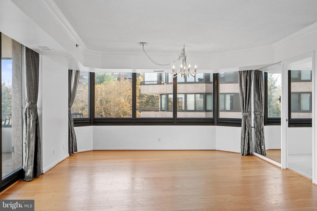 1200 CRYSTAL DRIVE 313