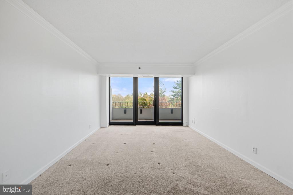 1200 CRYSTAL DRIVE 313