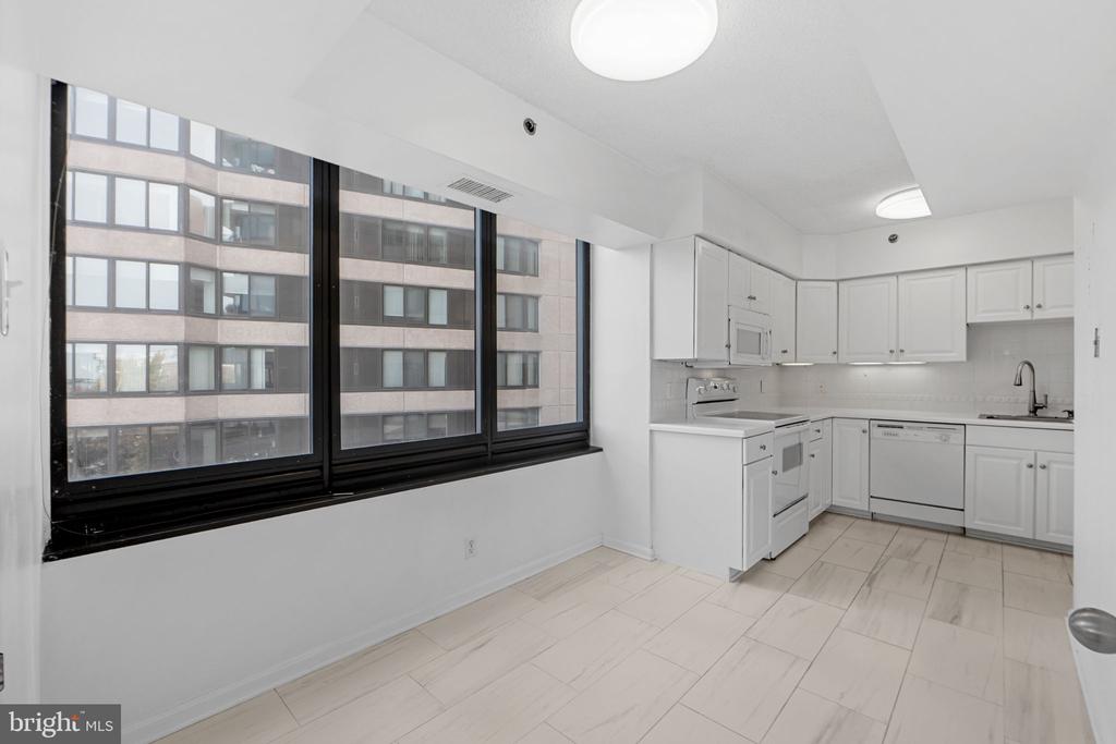 1200 CRYSTAL DRIVE 313