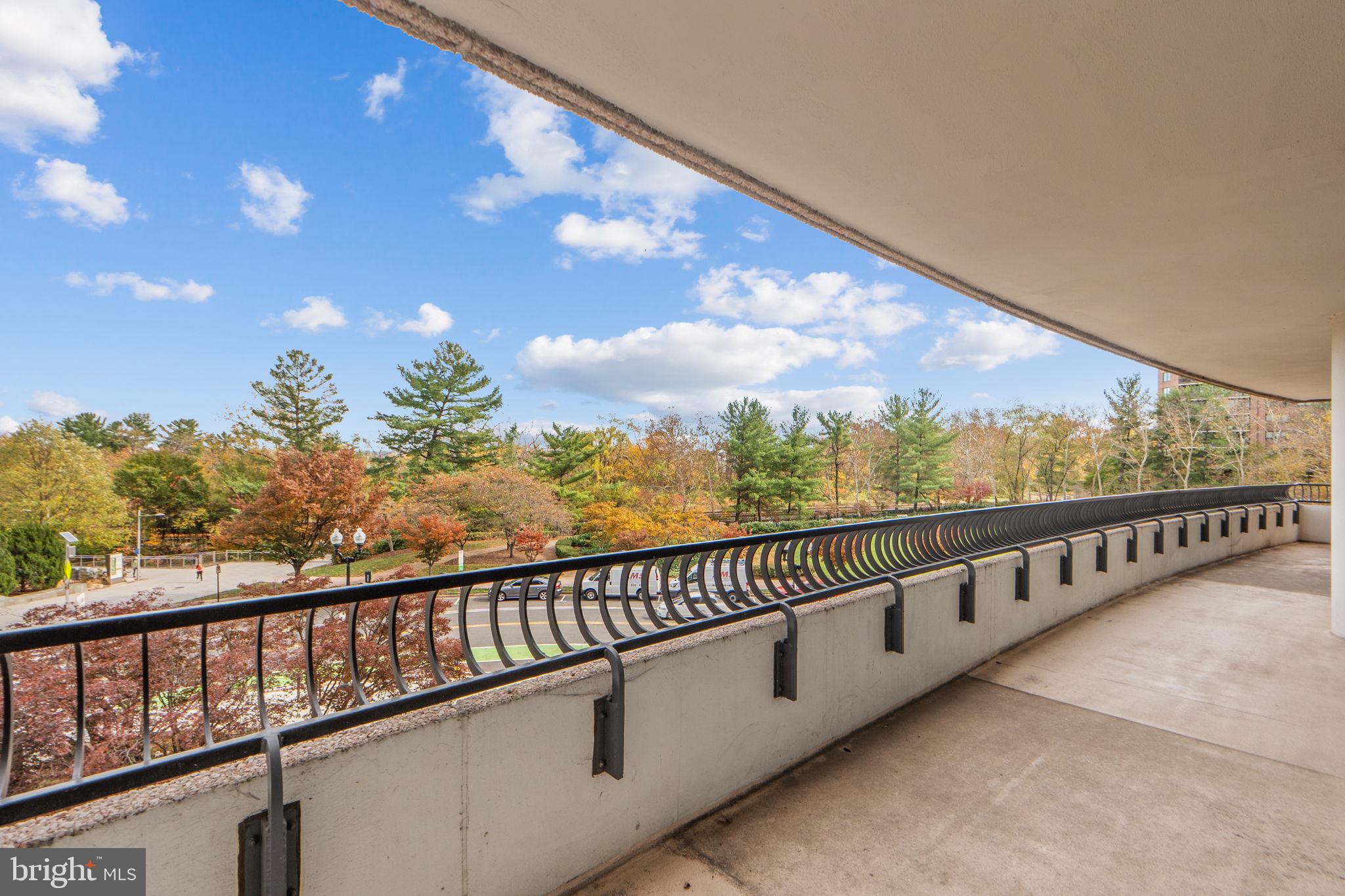 1200 CRYSTAL DRIVE 313