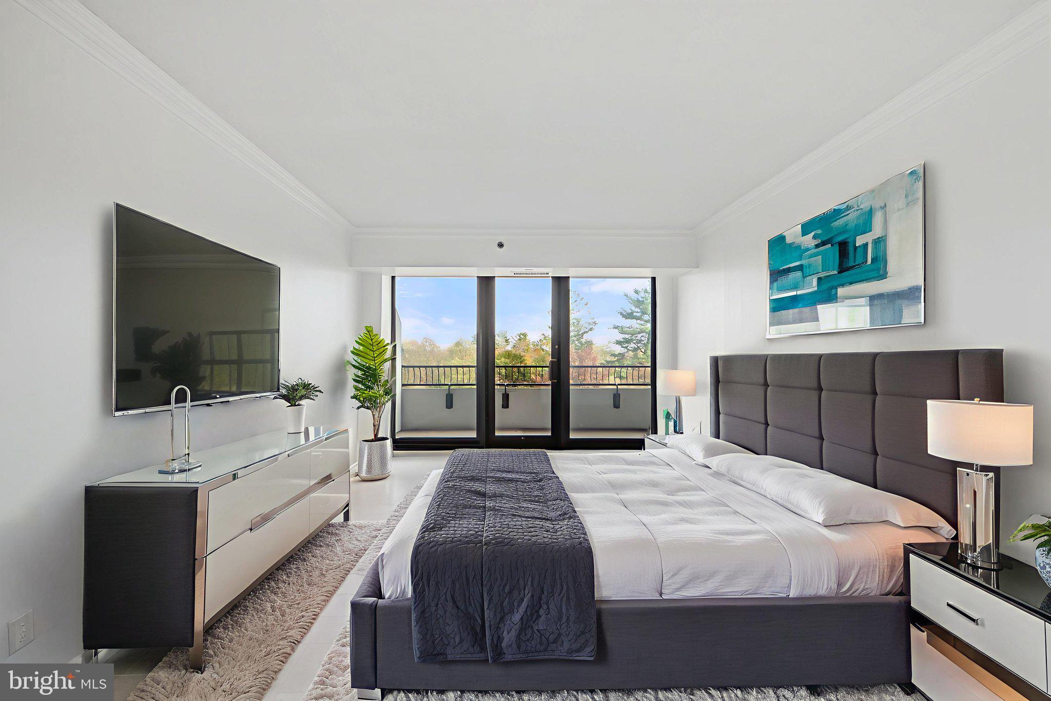1200 CRYSTAL DRIVE 313