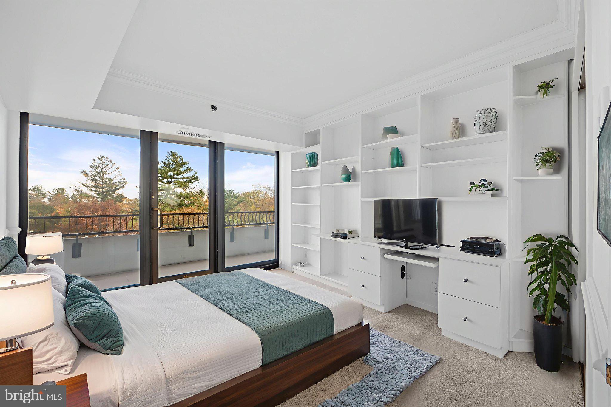 1200 CRYSTAL DRIVE 313