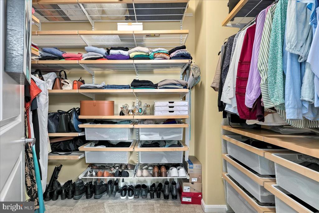 2720 S ARLINGTON MILL DRIVE Unit: 1107