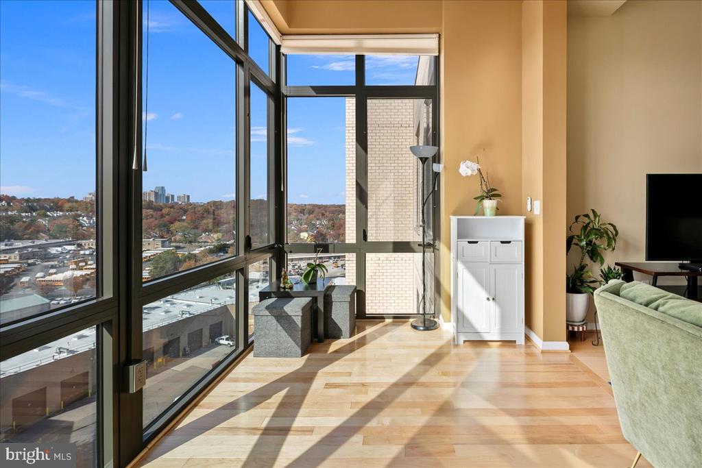 2720 S ARLINGTON MILL DRIVE Unit: 1107