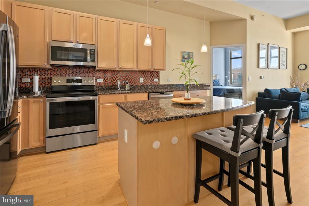 2720 S ARLINGTON MILL DRIVE Unit: 1107