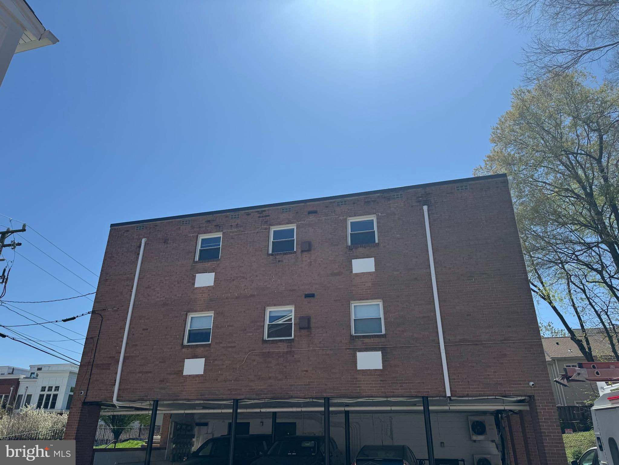 1510 N ROLFE STREET 4