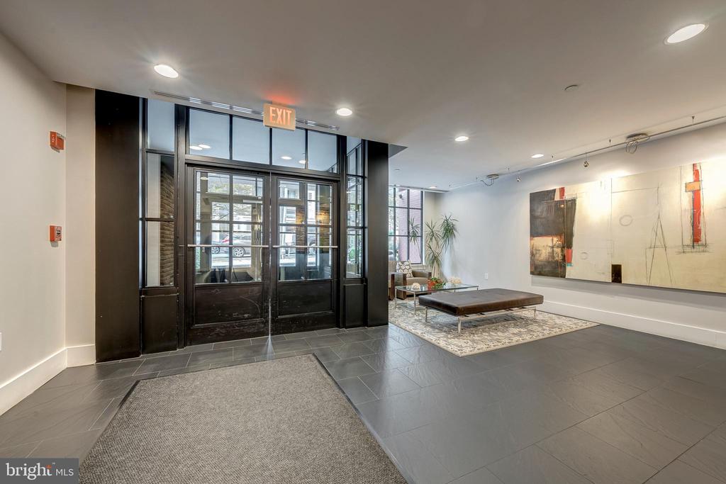 1600 CLARENDON BOULEVARD W108