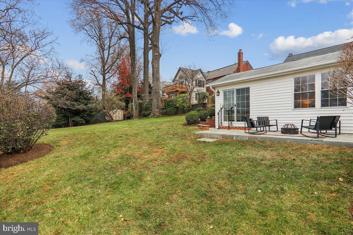 941 N MCKINLEY ROAD