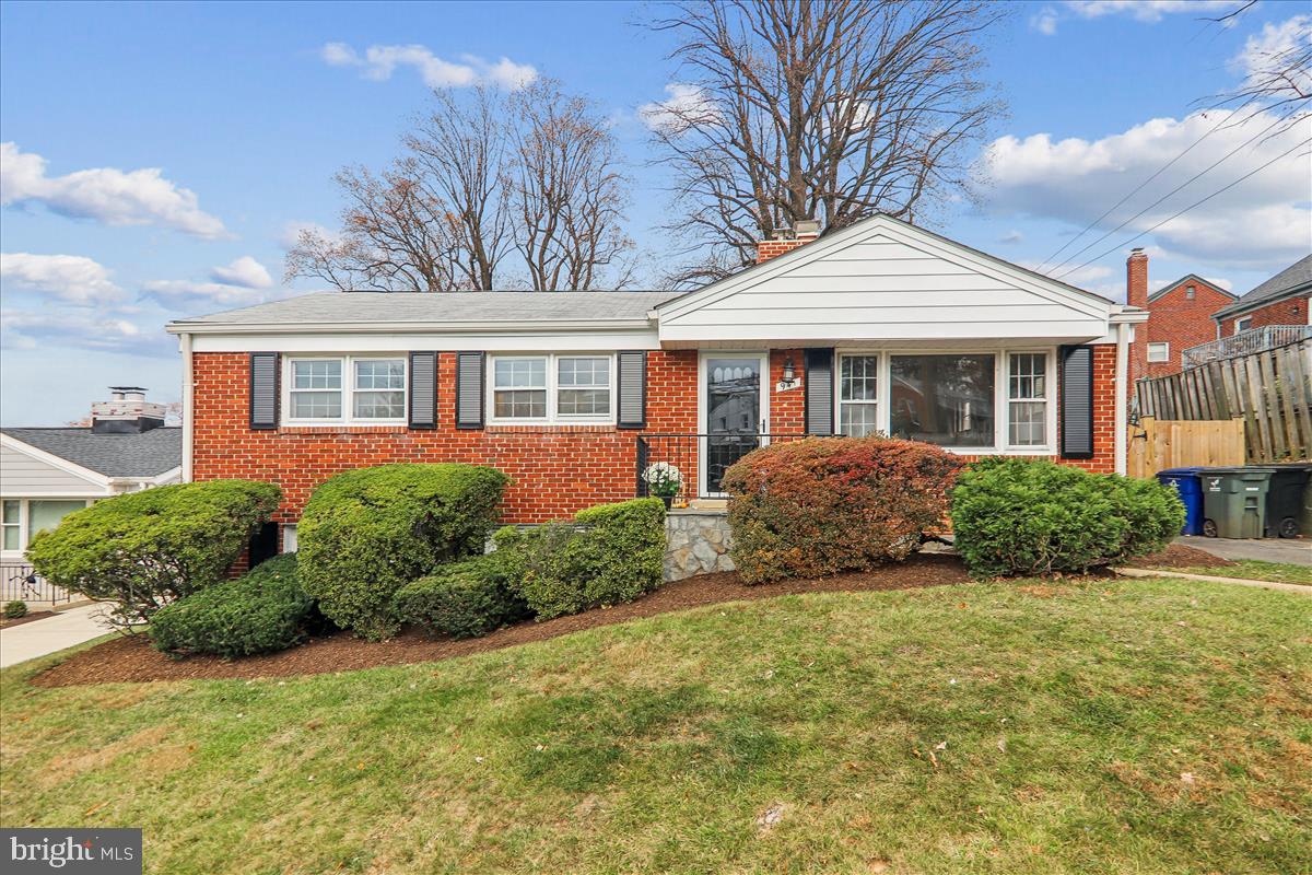941 N MCKINLEY ROAD
