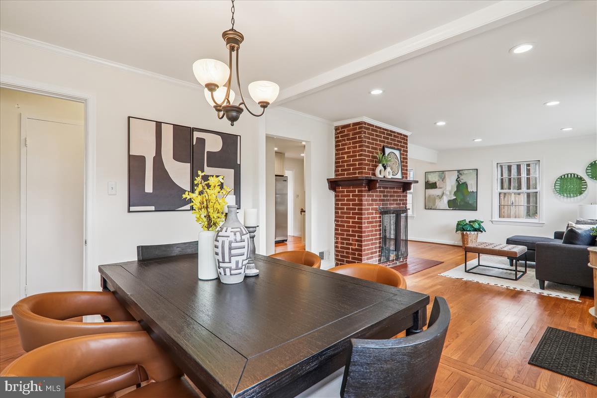 941 N MCKINLEY ROAD