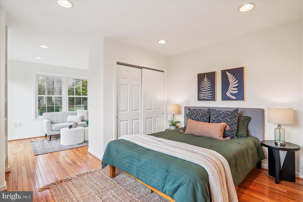 941 N MCKINLEY ROAD
