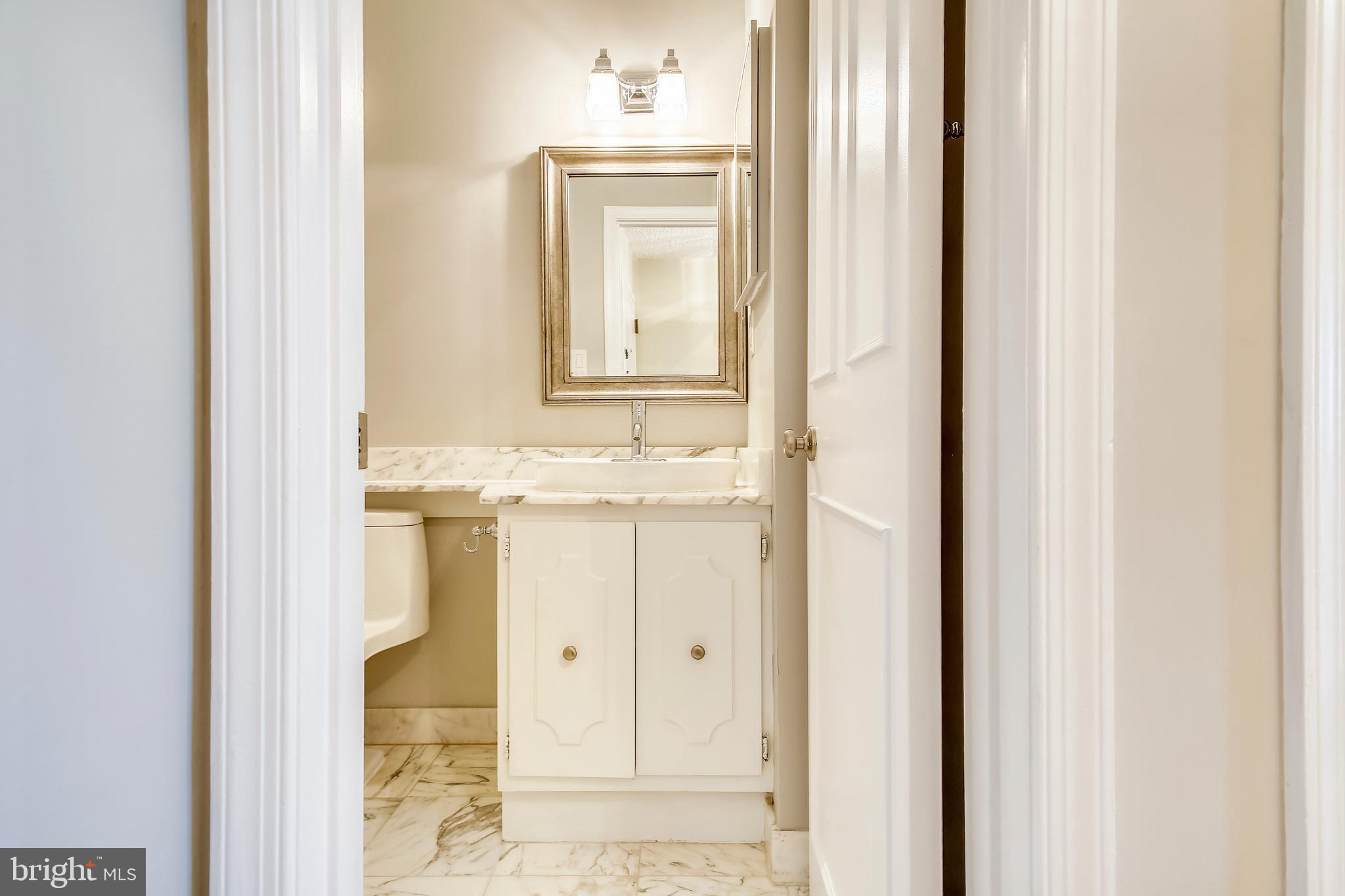 1101 S ARLINGTON RIDGE ROAD 1208