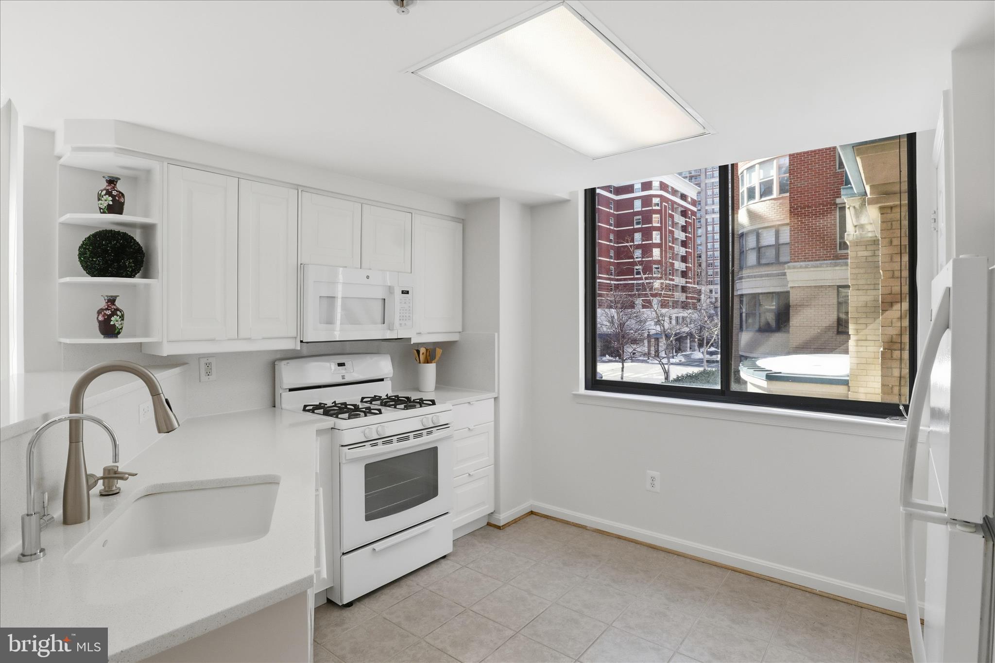 3835 9TH STREET N 201E