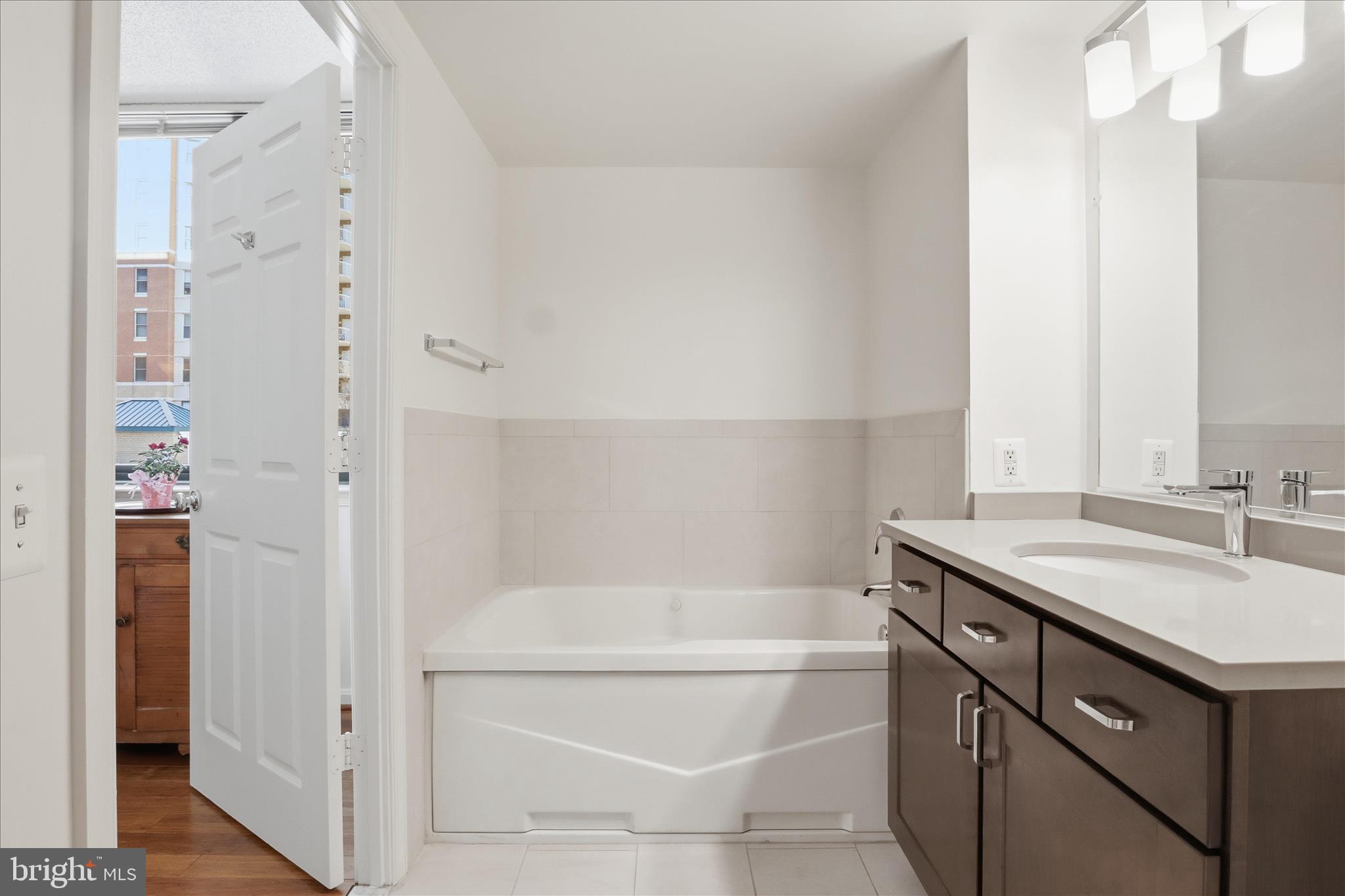 3835 9TH STREET N 201E