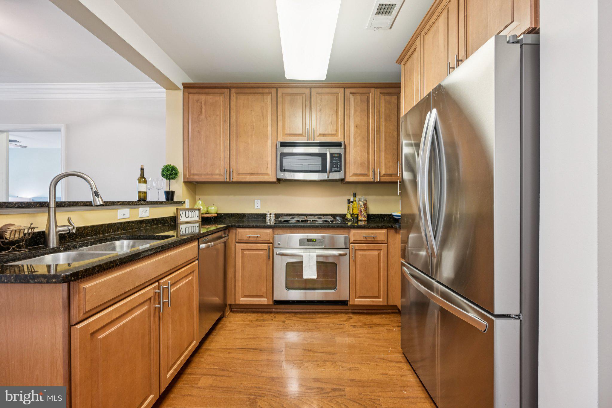 2101 MONROE N 107