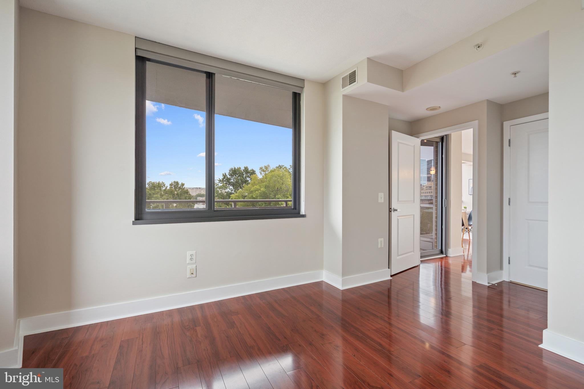 2001 15TH STREET N 306