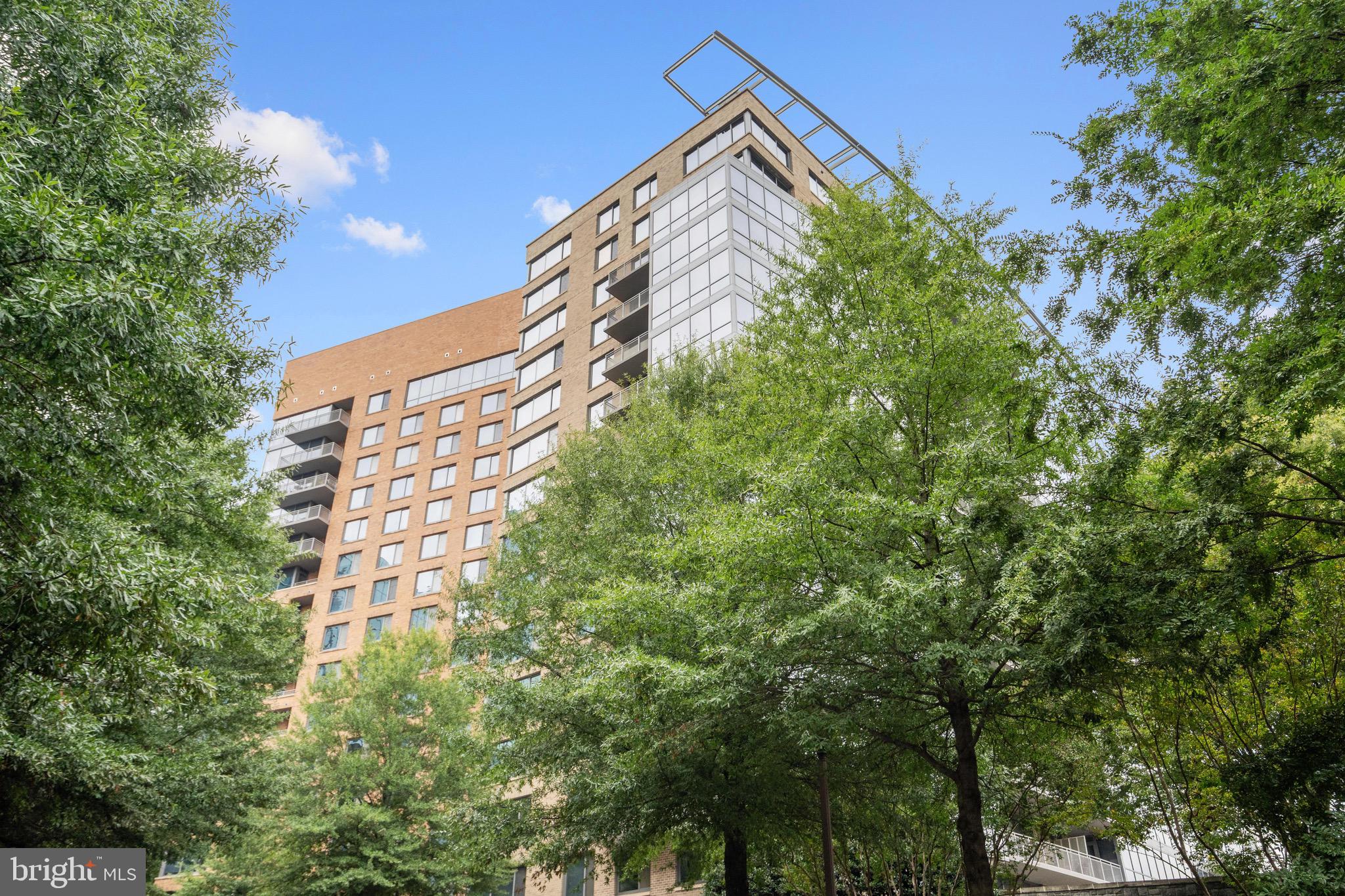 2001 15TH STREET N 306