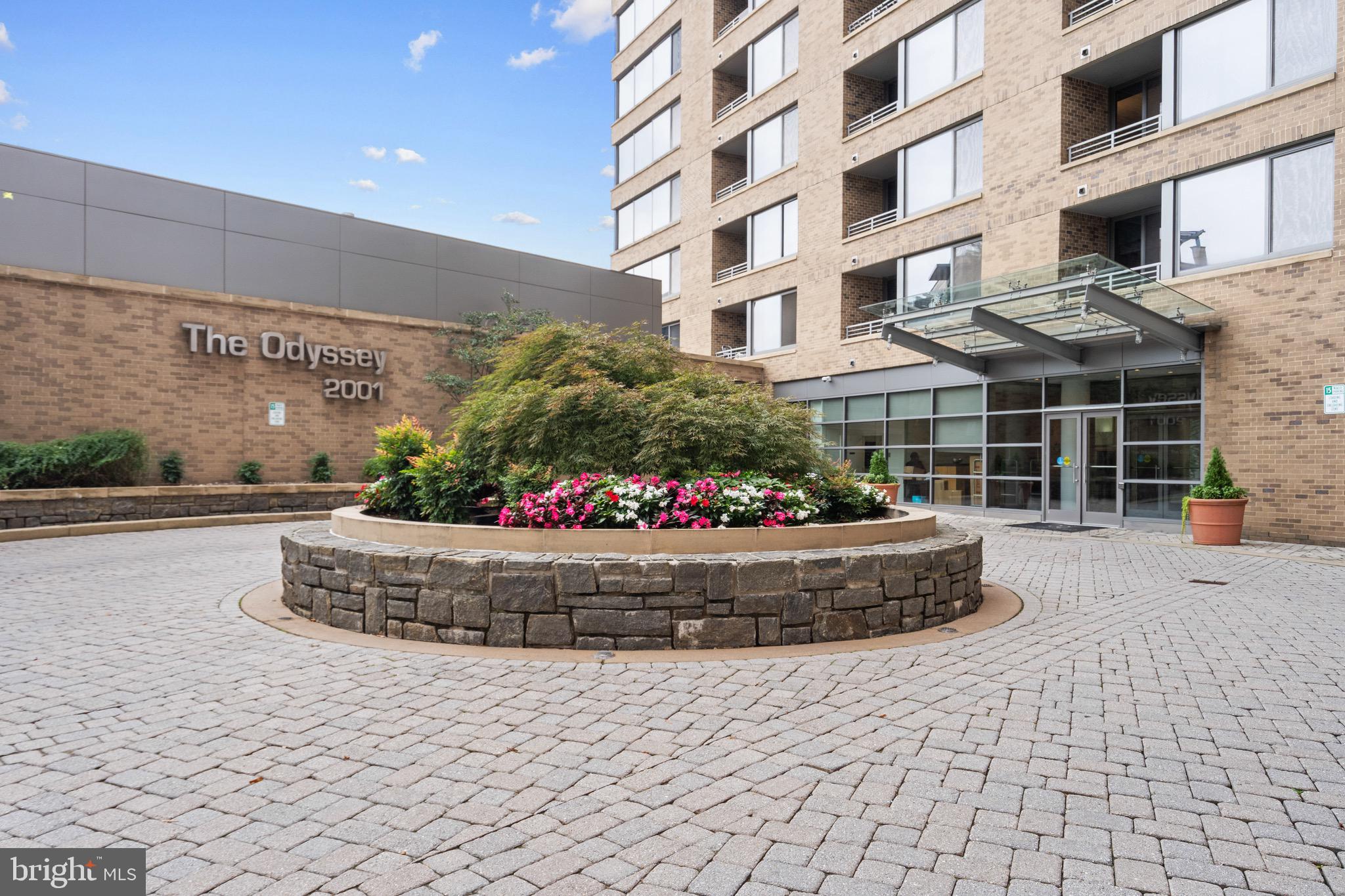 2001 15TH STREET N 306