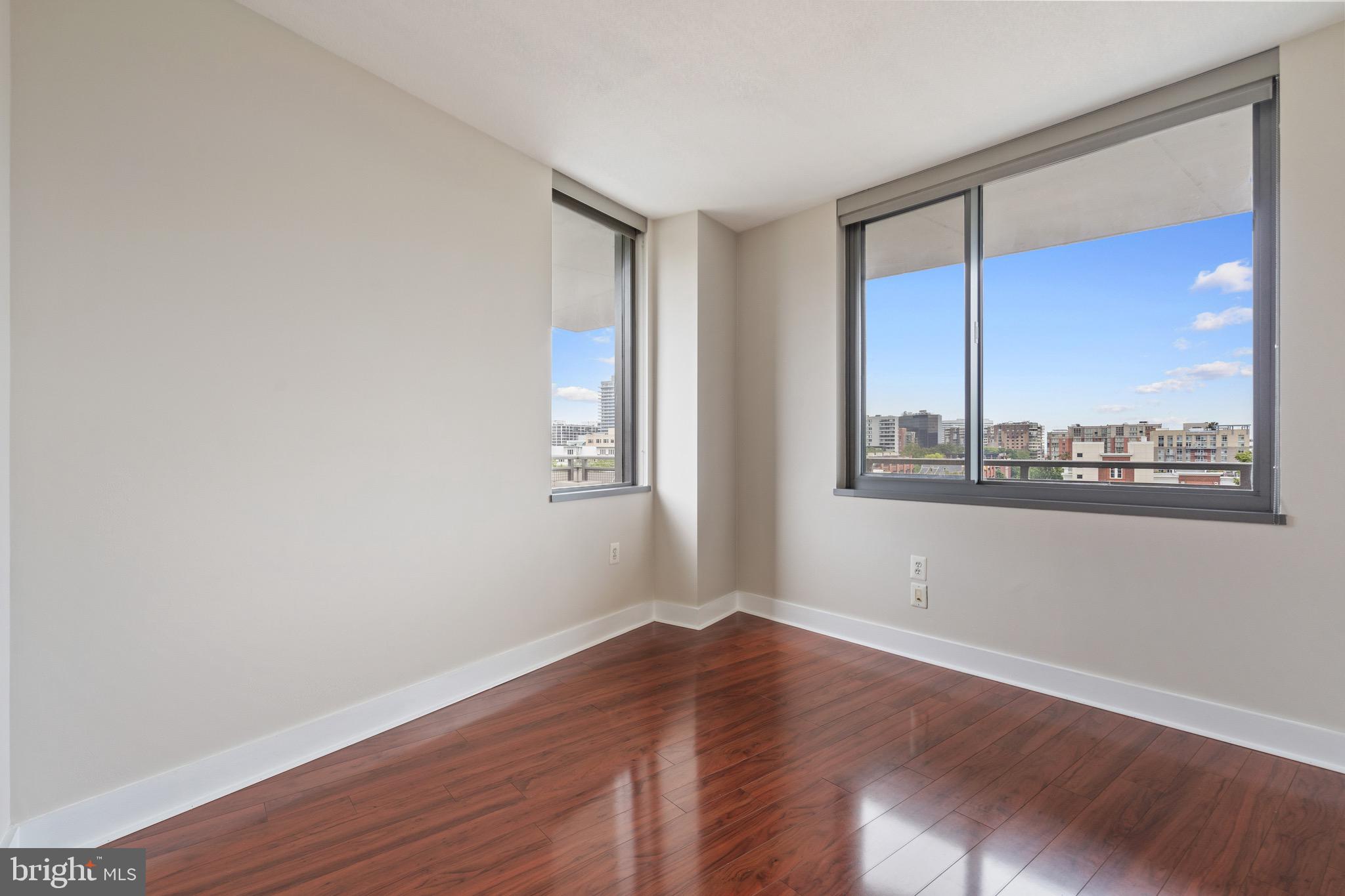 2001 15TH STREET N 306