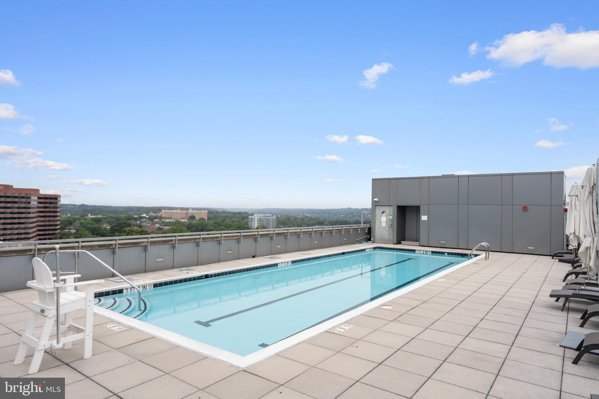 2001 15TH STREET N 306