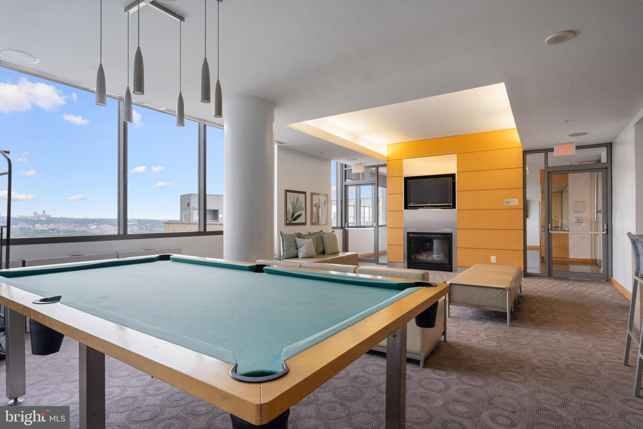 2001 15TH STREET N 306