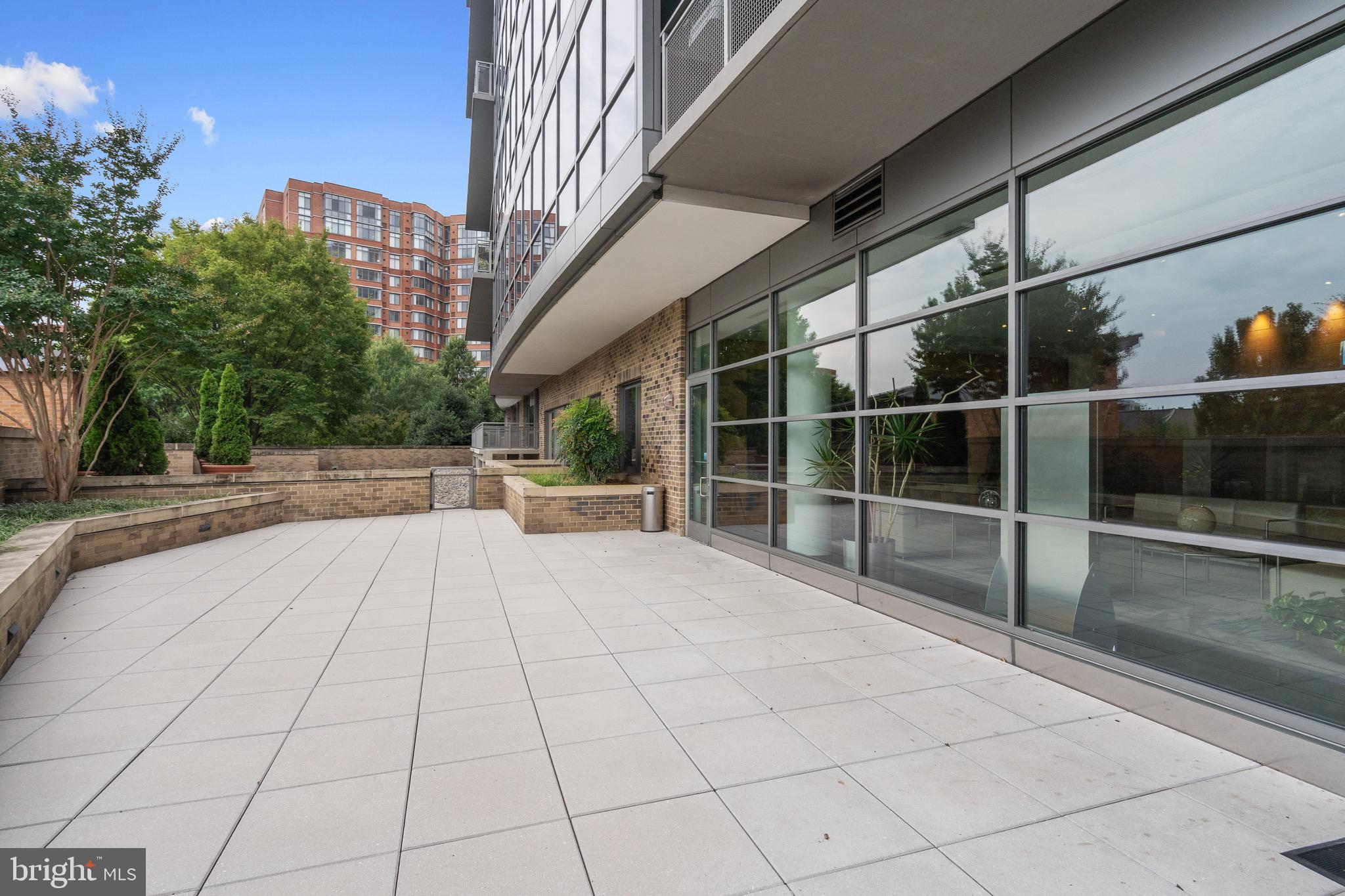 2001 15TH STREET N 306