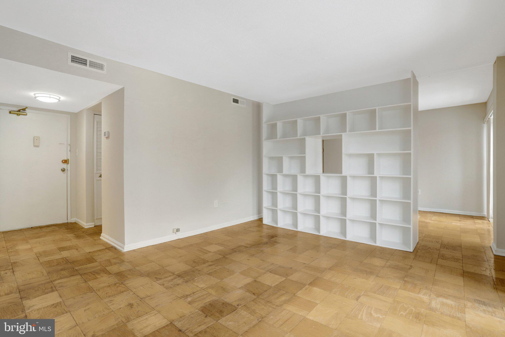 1300 ARMY NAVY DRIVE 510