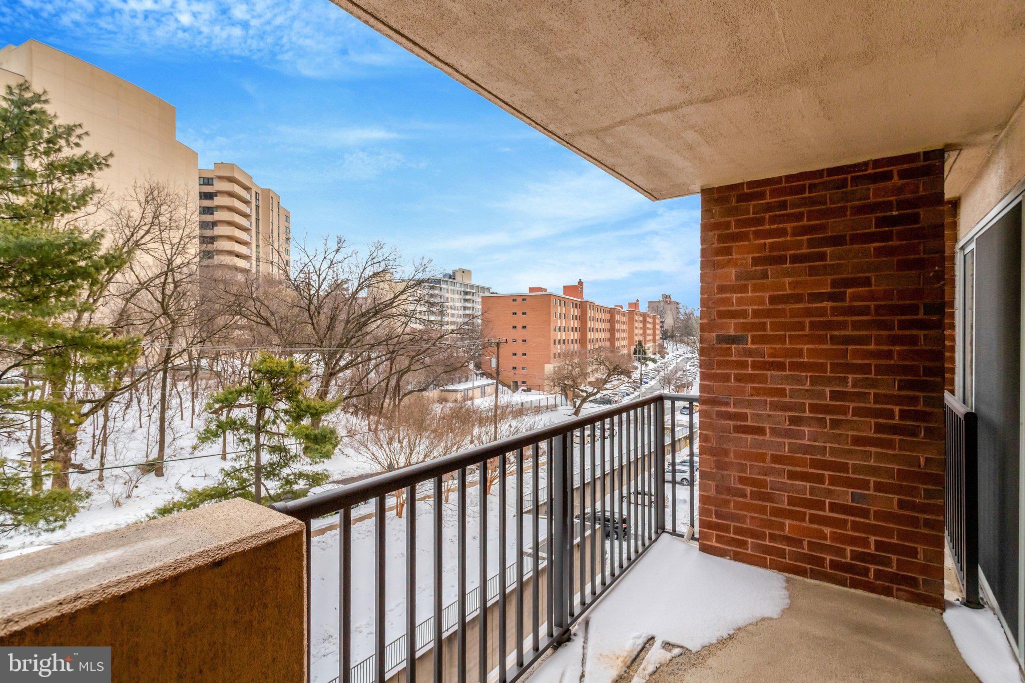1300 ARMY NAVY DRIVE 510