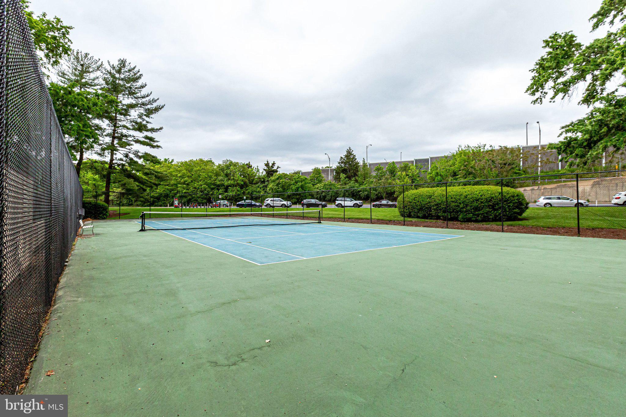 1300 ARMY NAVY DRIVE 510