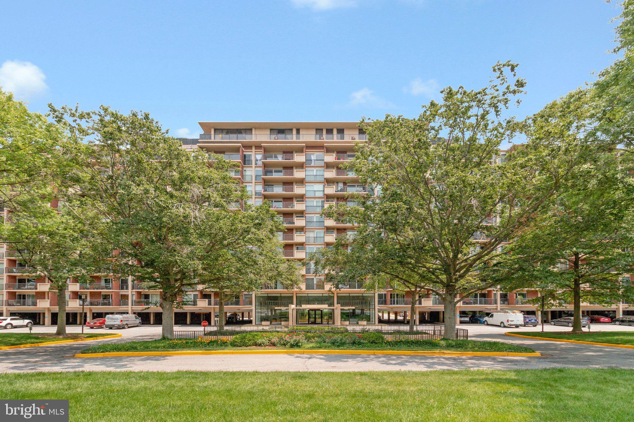 1300 ARMY NAVY DRIVE 510