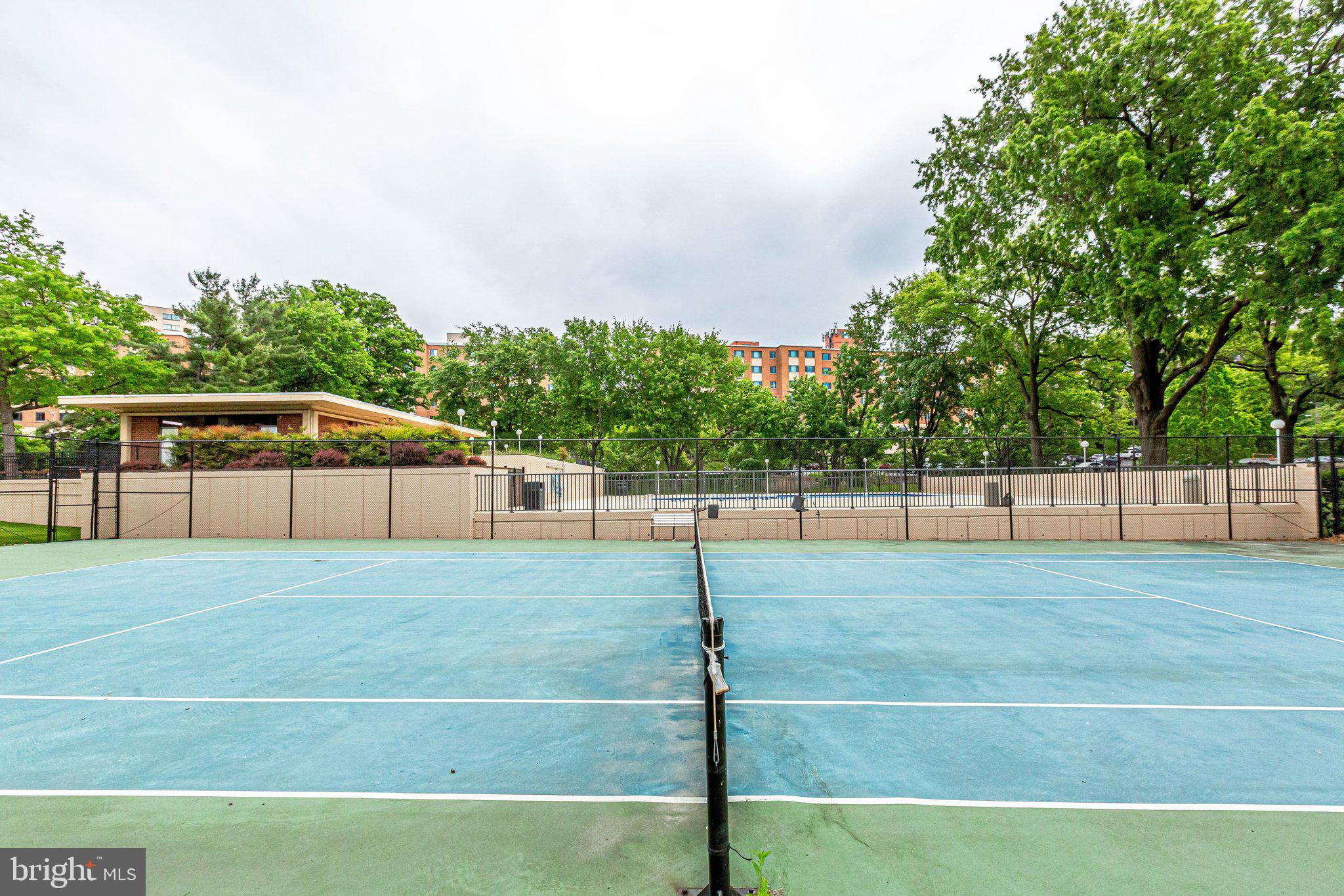 1300 ARMY NAVY DRIVE 510